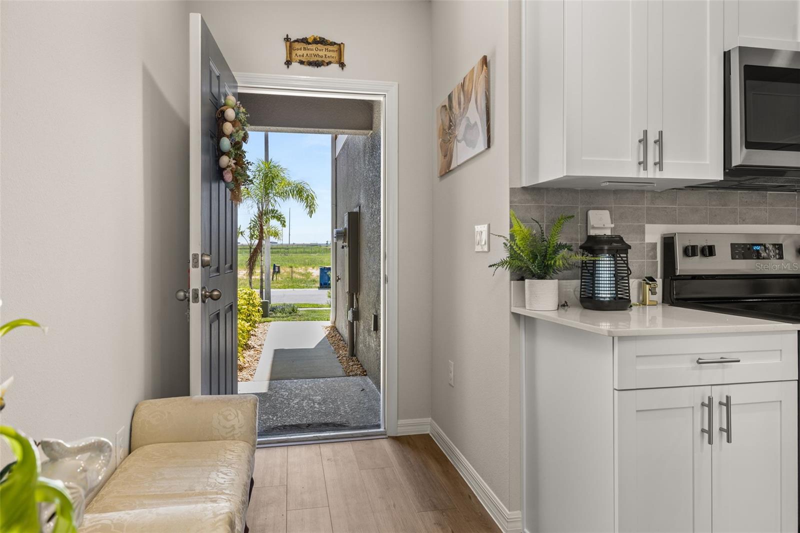 Image 3 of 46 For 4345 Hillock Boulevard
