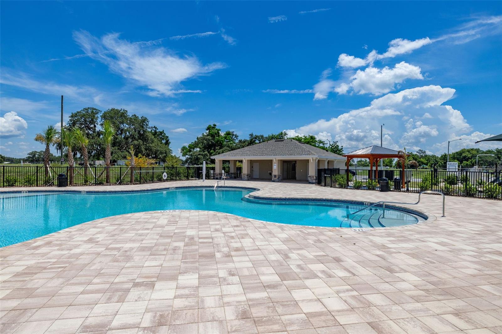 Image 42 of 46 For 4345 Hillock Boulevard