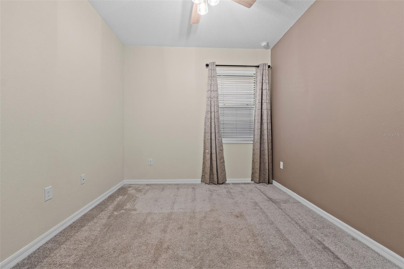 Image 25 of 43 For 1006 Breggia Court