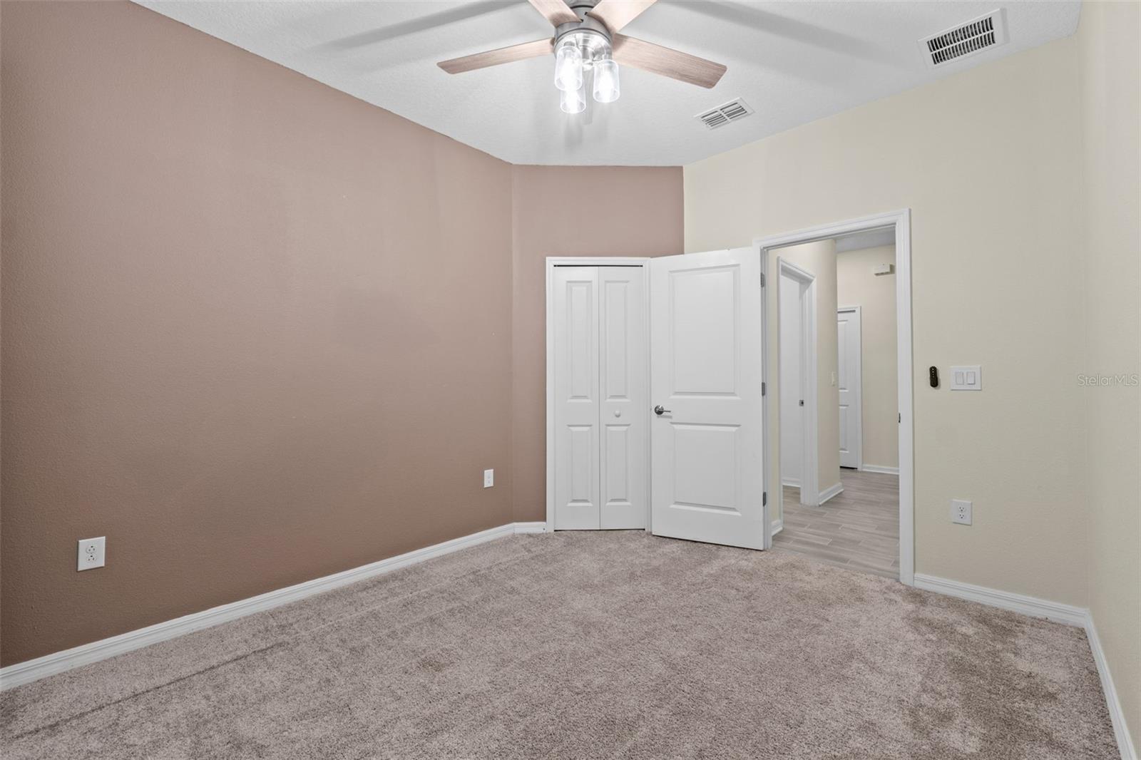 Image 27 of 43 For 1006 Breggia Court