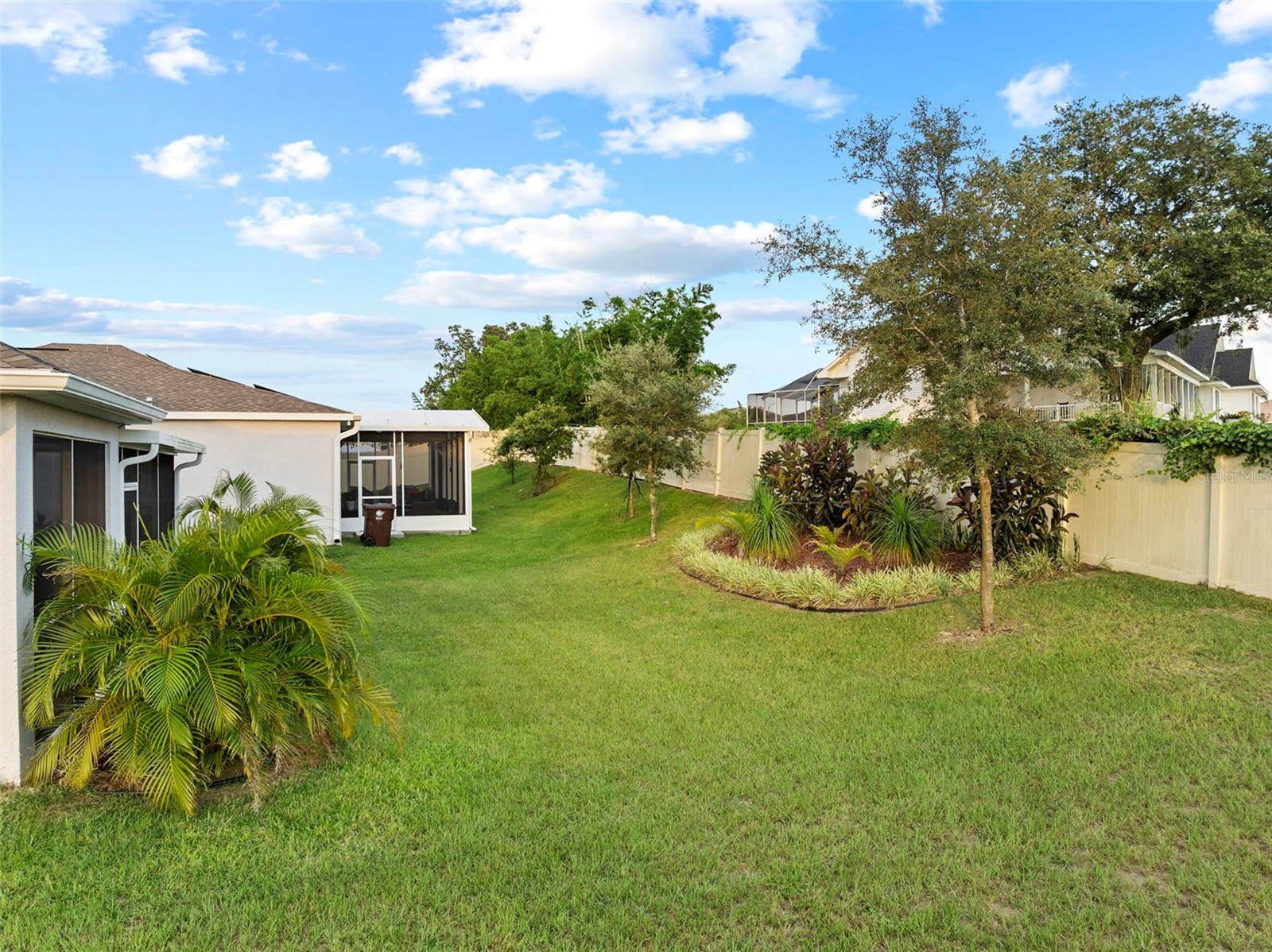 Image 33 of 43 For 1006 Breggia Court