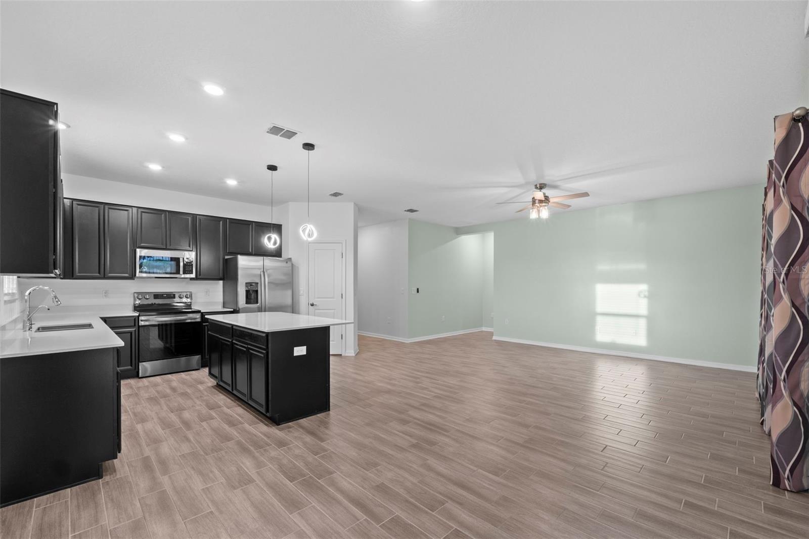 Image 5 of 43 For 1006 Breggia Court