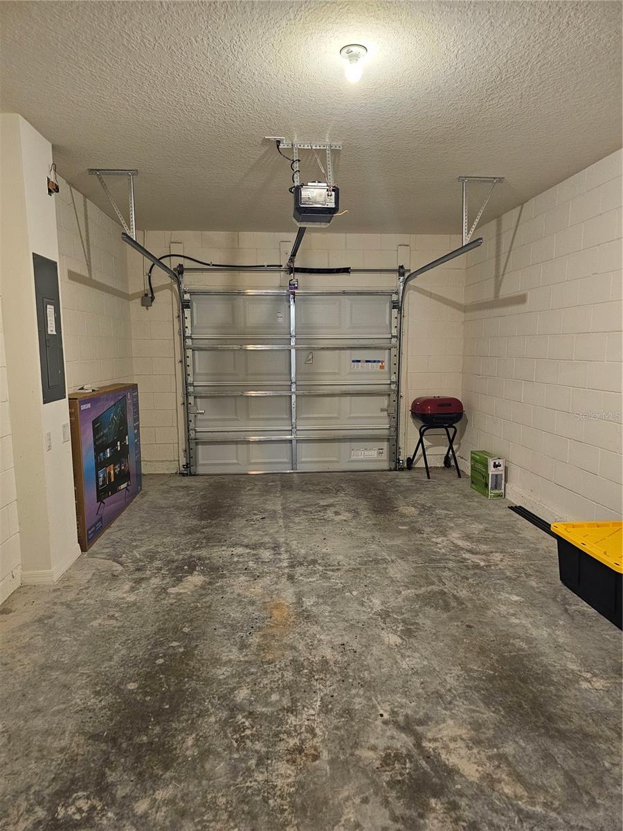 Image 11 of 21 For 2015 King Ranch St