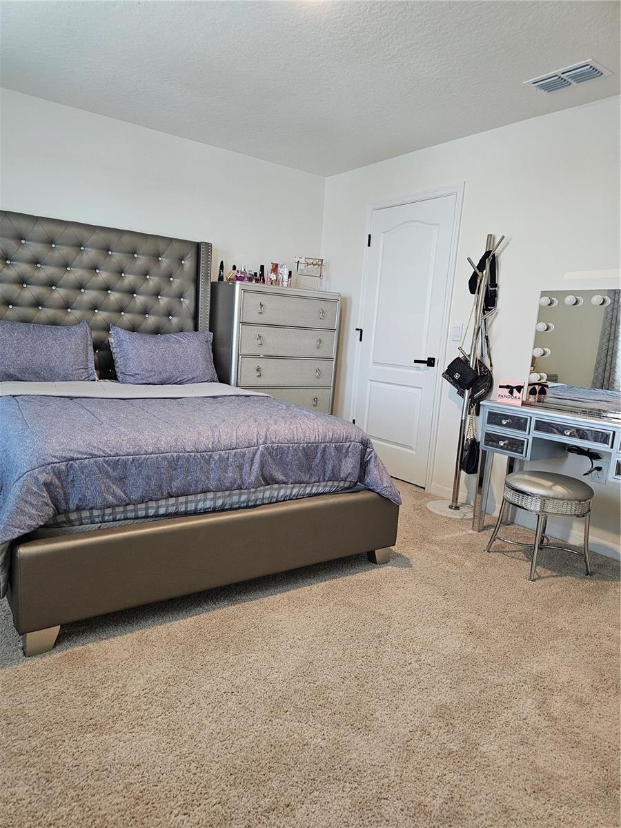 Image 13 of 21 For 2015 King Ranch St