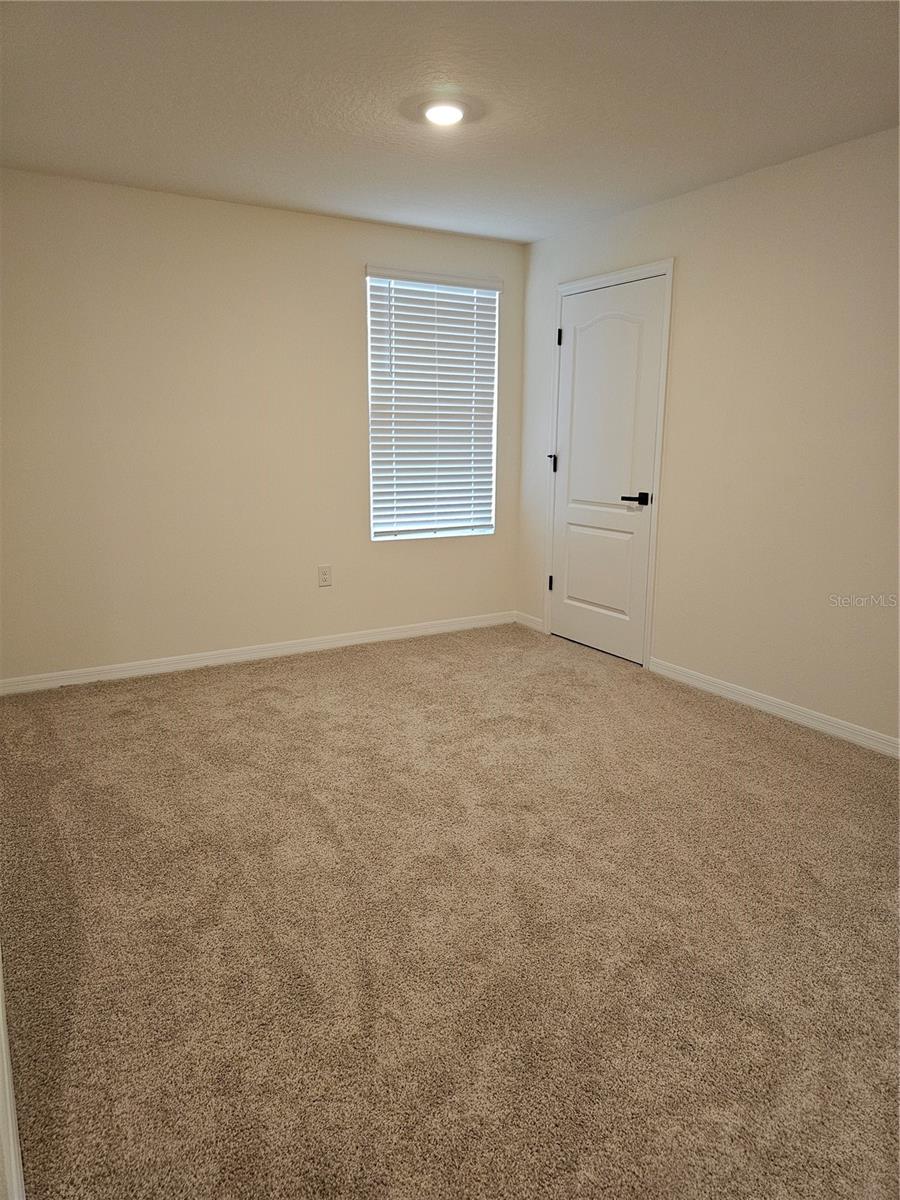 Image 18 of 21 For 2015 King Ranch St