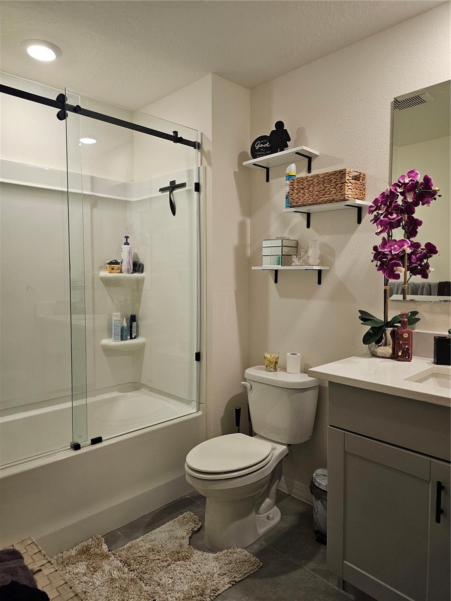 Image 19 of 21 For 2015 King Ranch St