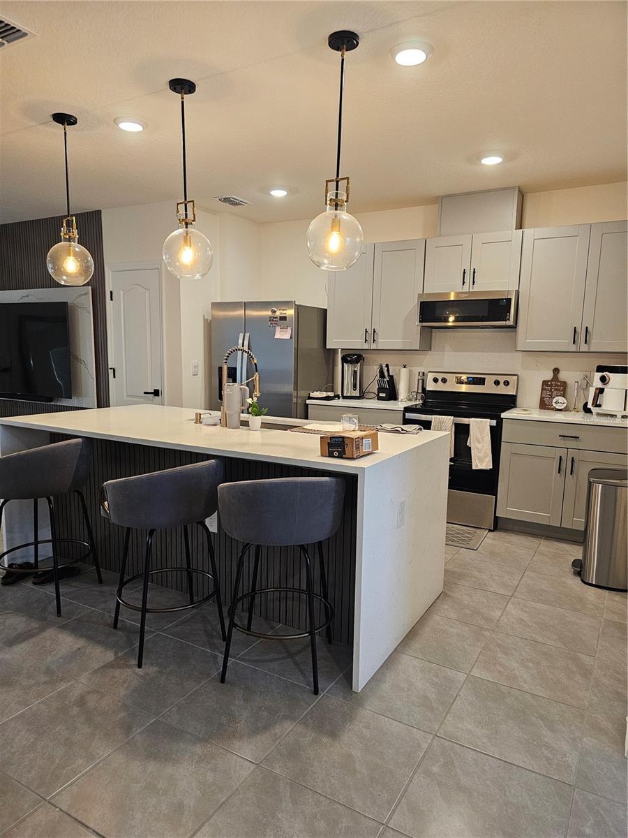 Image 6 of 21 For 2015 King Ranch St