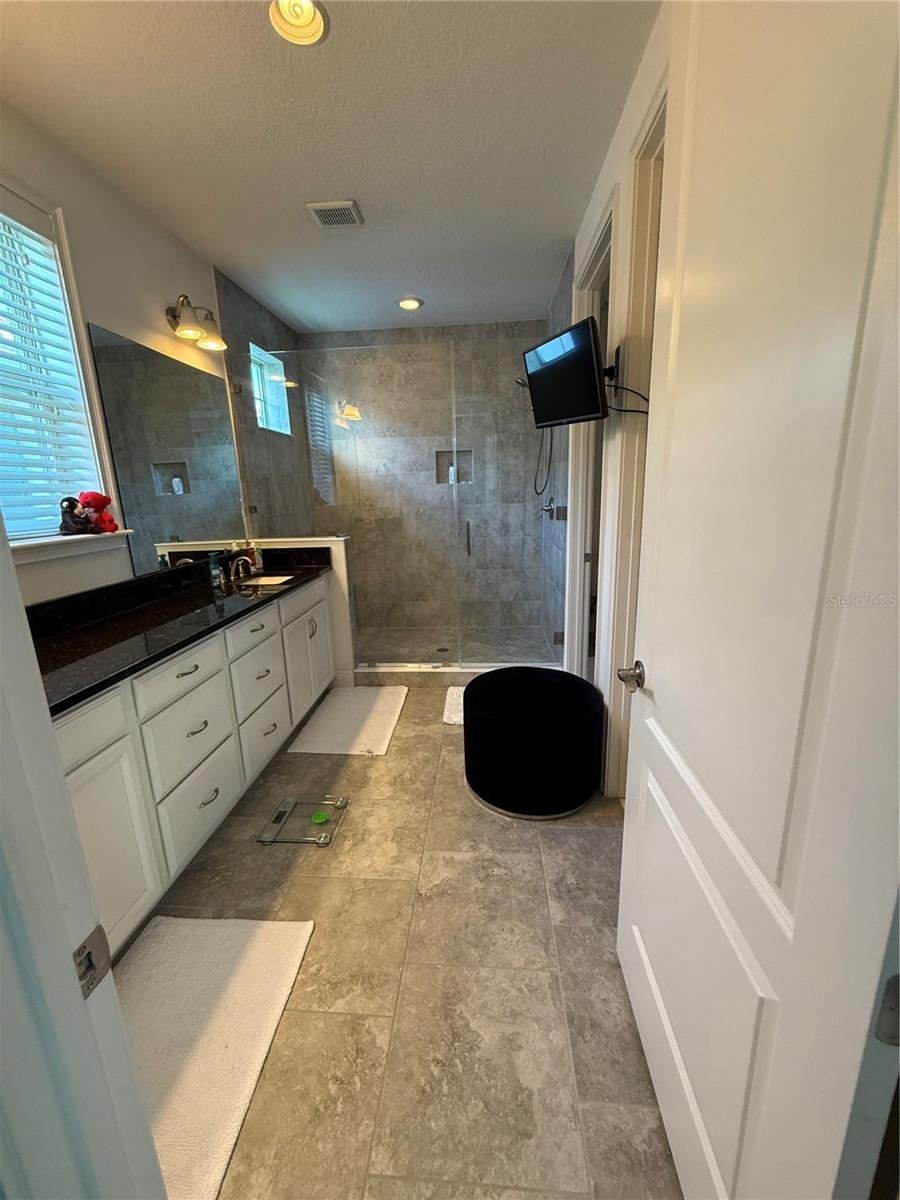 Image 35 of 65 For 9870 Mere Parkway