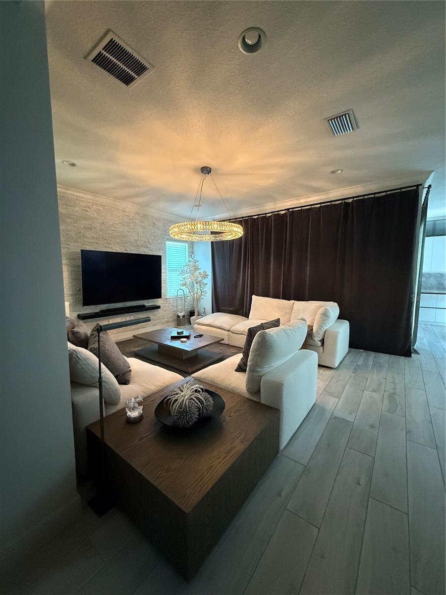 Image 5 of 65 For 9870 Mere Parkway