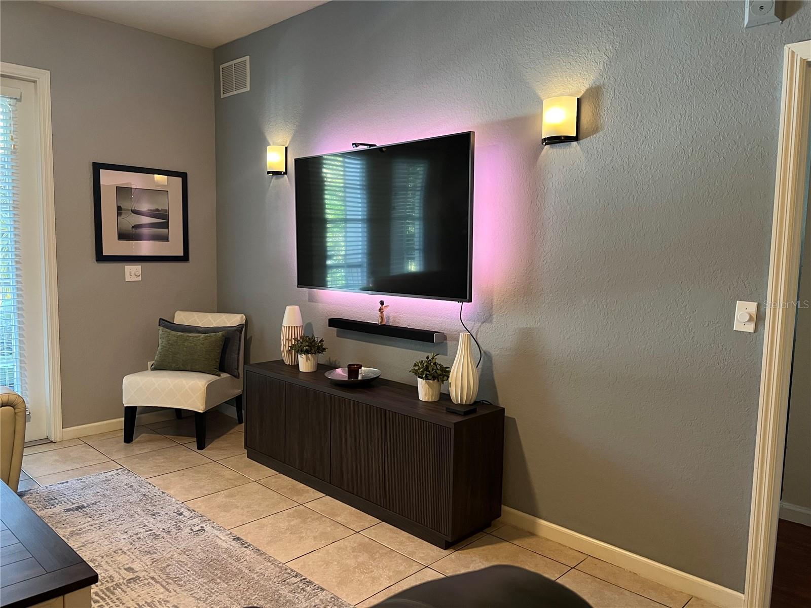 Image 13 of 31 For 3321 Whitestone Circle 203