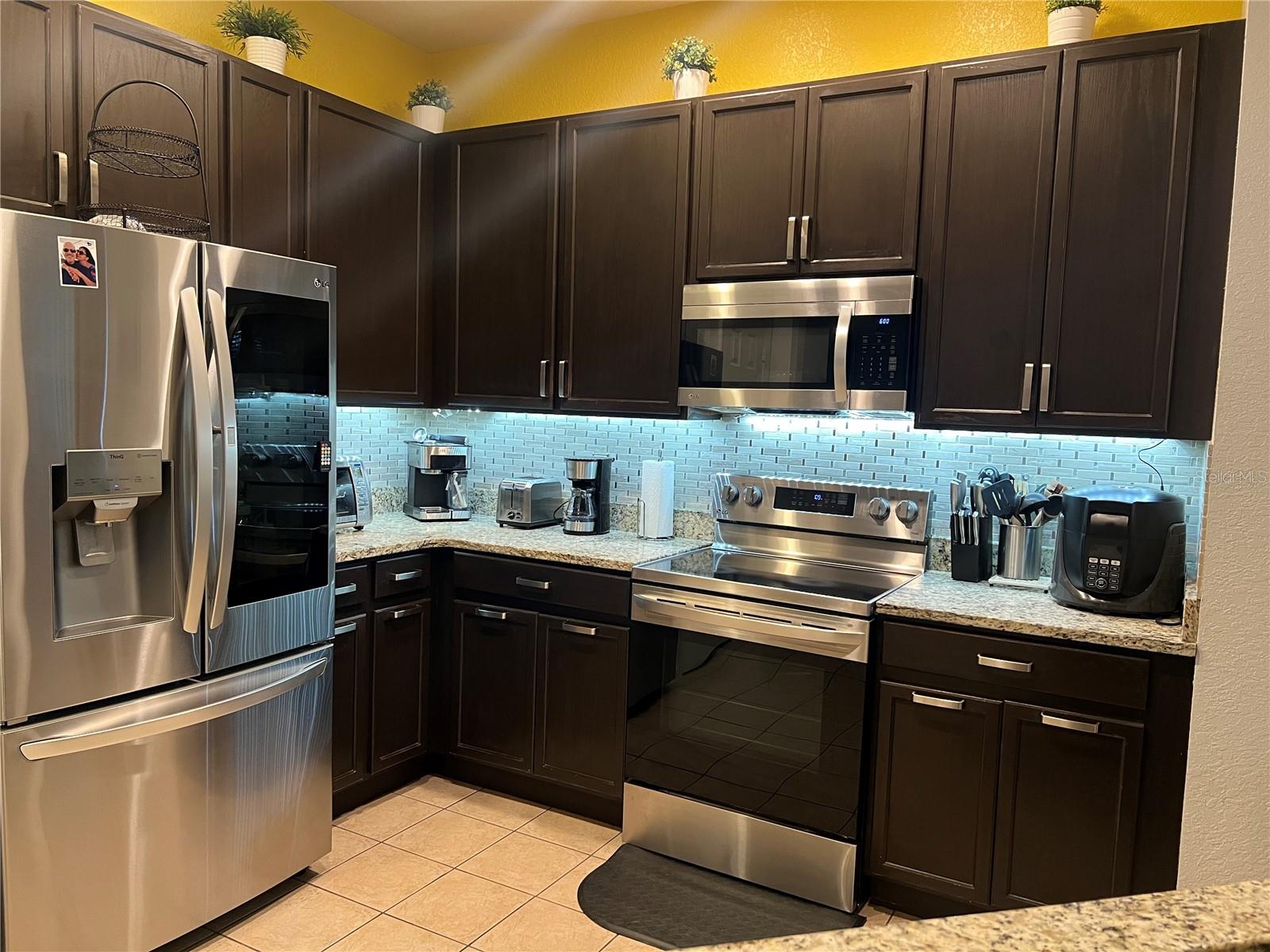Image 17 of 31 For 3321 Whitestone Circle 203