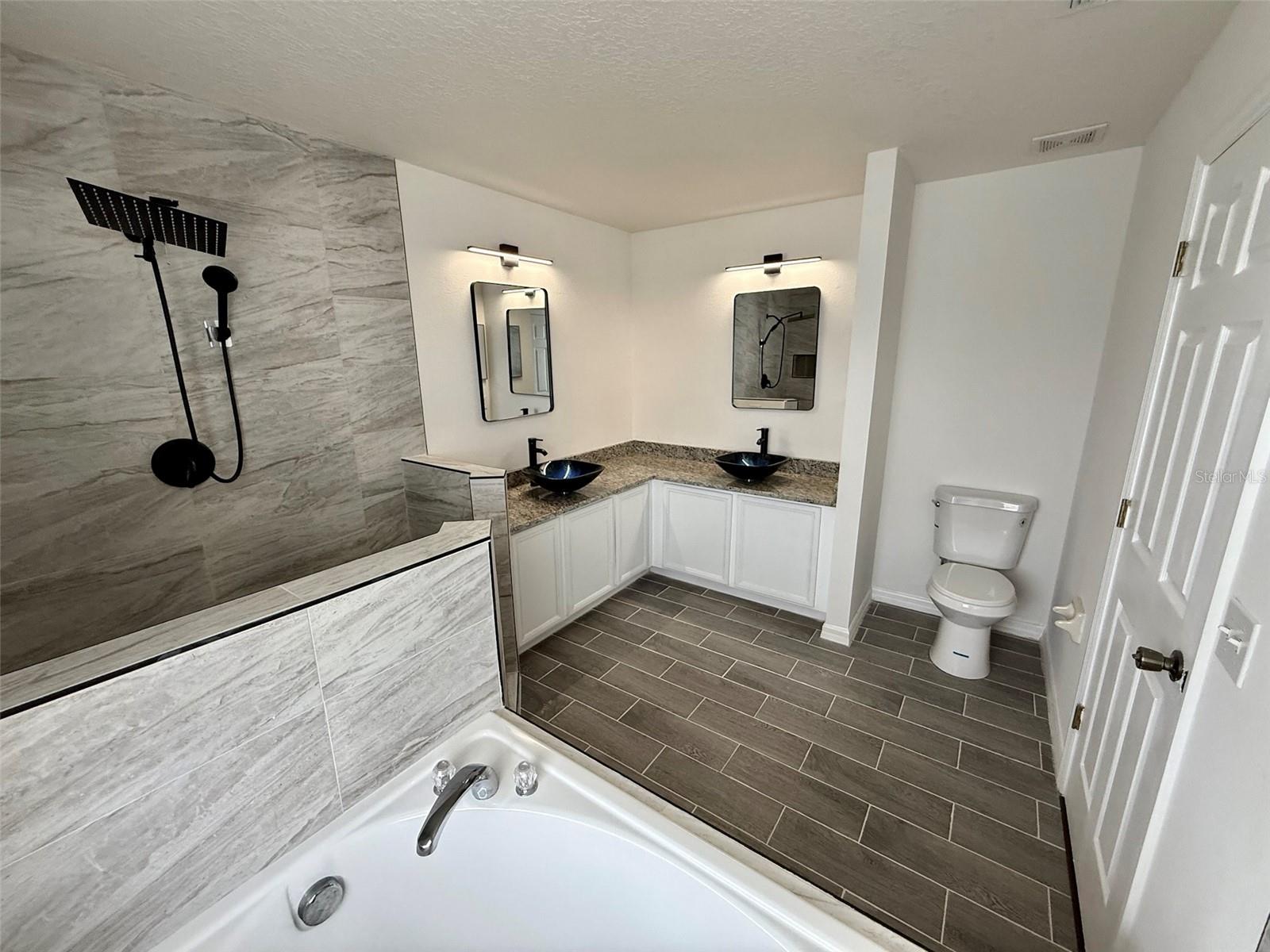 Image 24 of 27 For 608 Bluebill Court