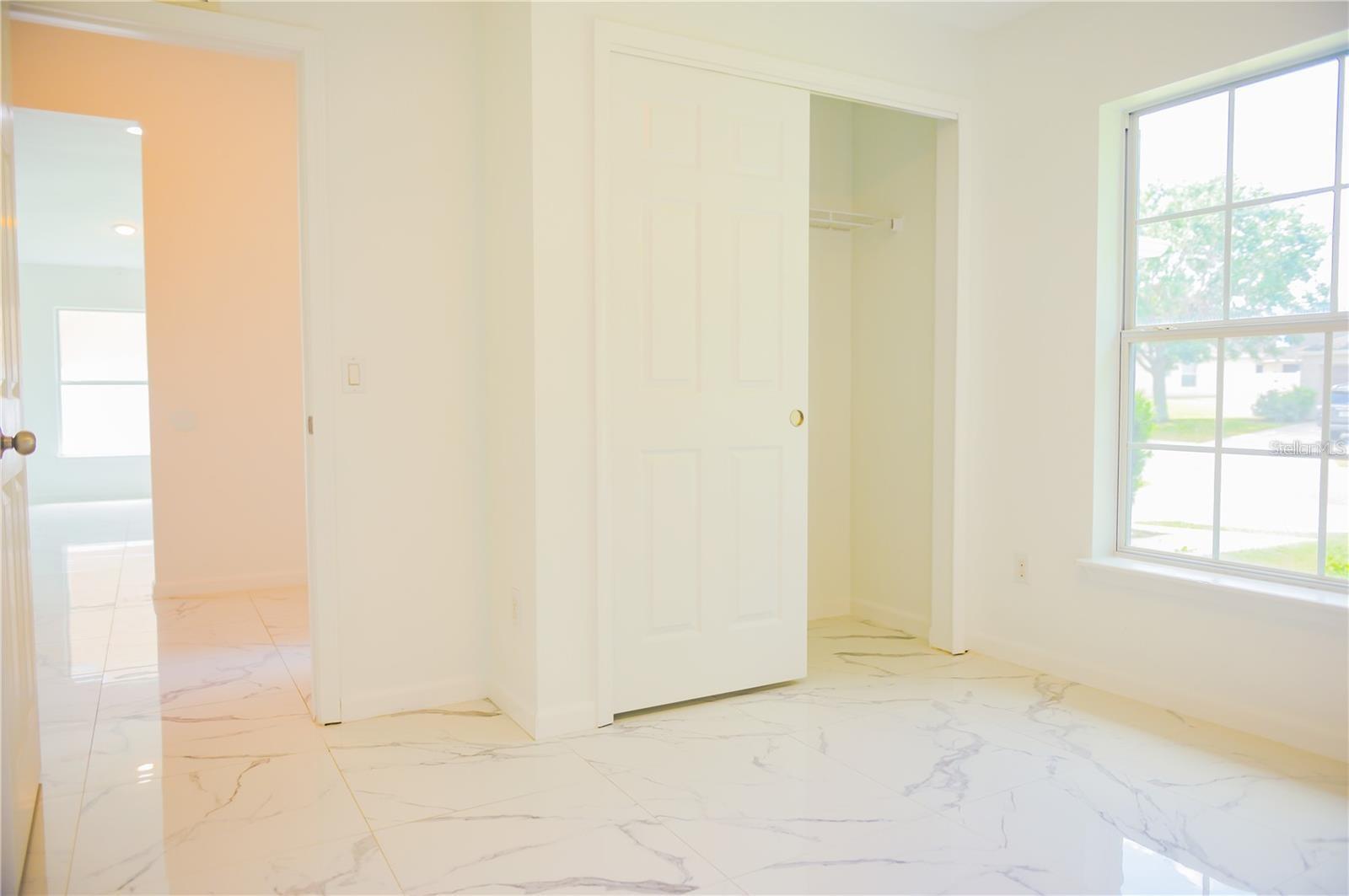 Image 10 of 13 For 337 Giovani Boulevard