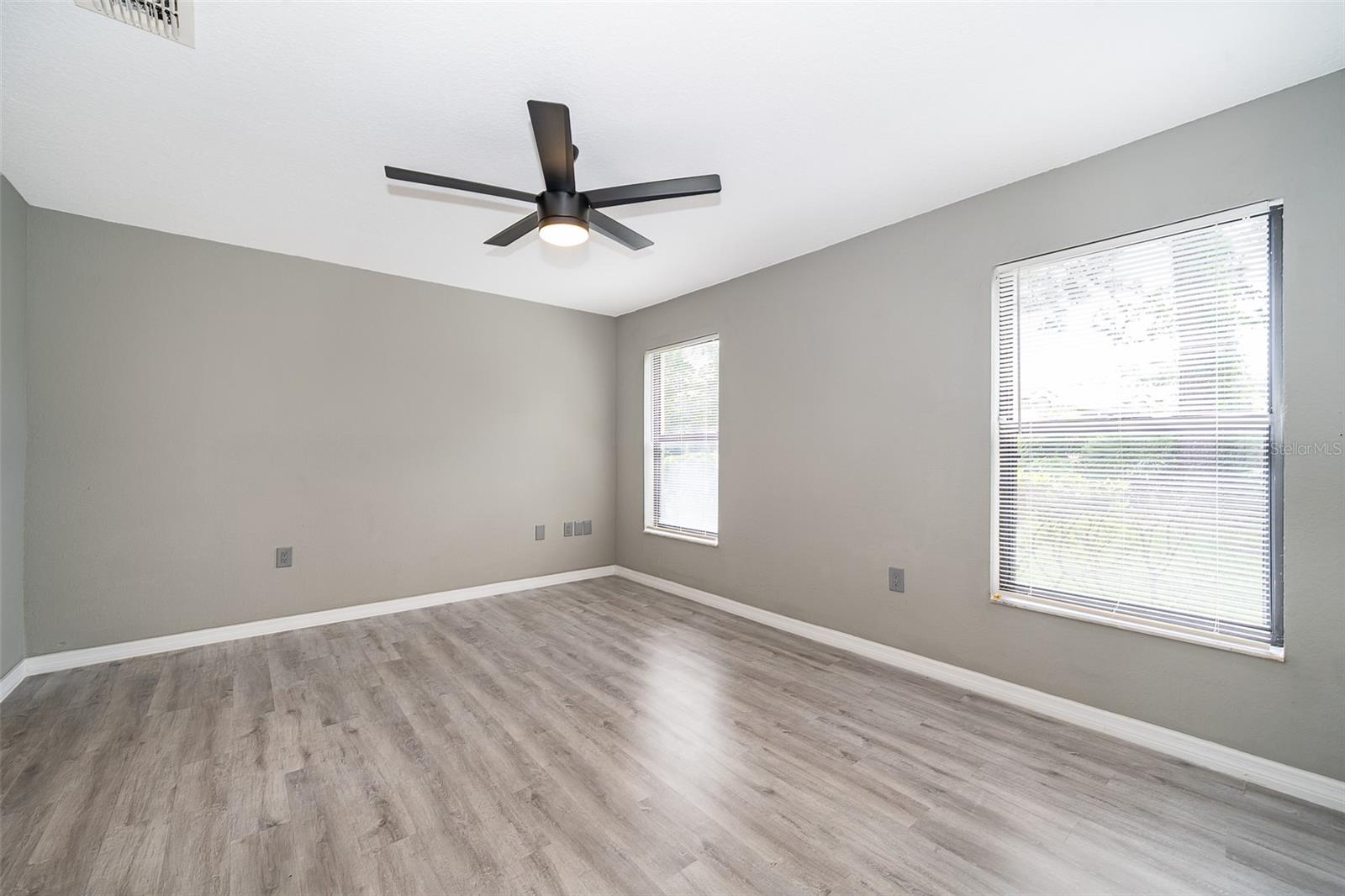 Image 13 of 31 For 7734 Sugar Bend Drive 7734