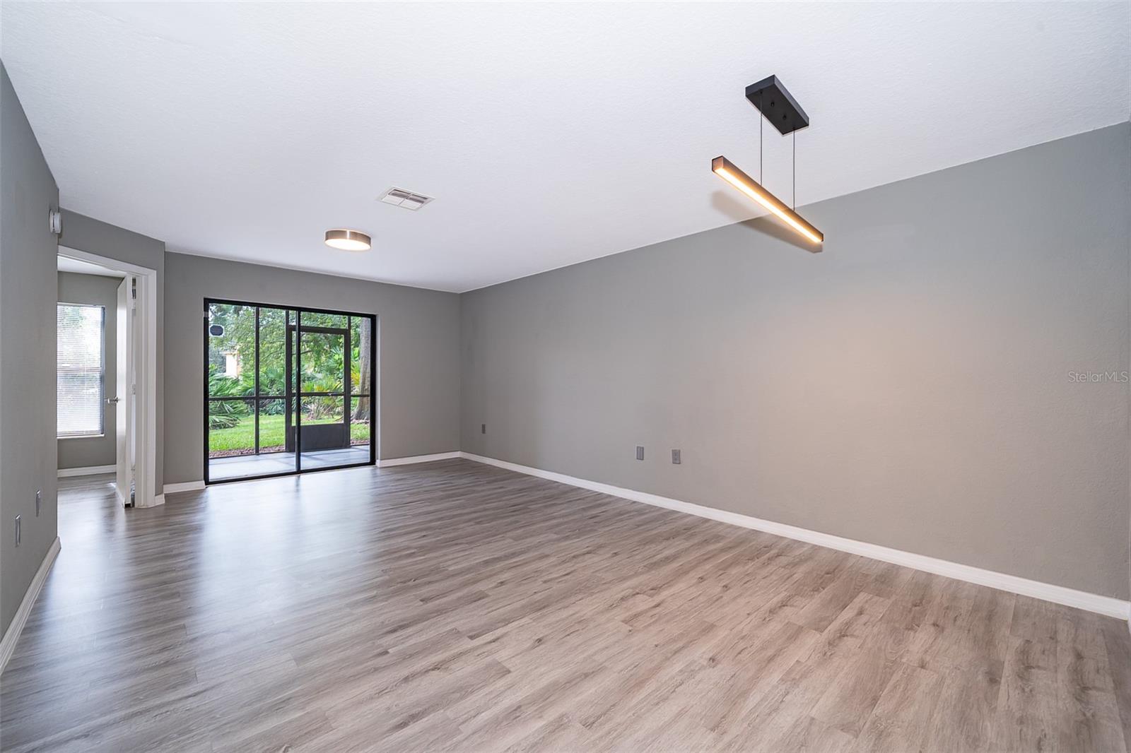 Image 7 of 31 For 7734 Sugar Bend Drive 7734