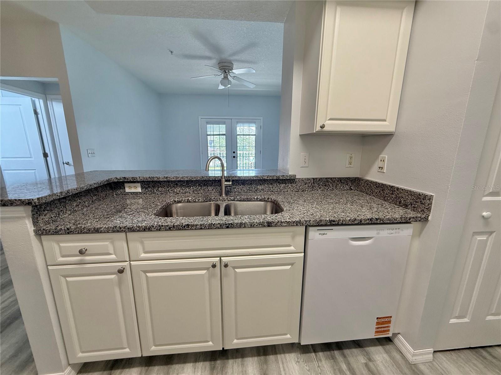Image 11 of 30 For 14226 Fredricksburg Drive 204