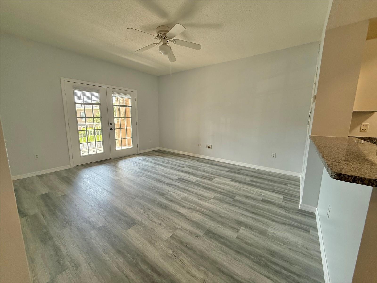 Image 13 of 30 For 14226 Fredricksburg Drive 204