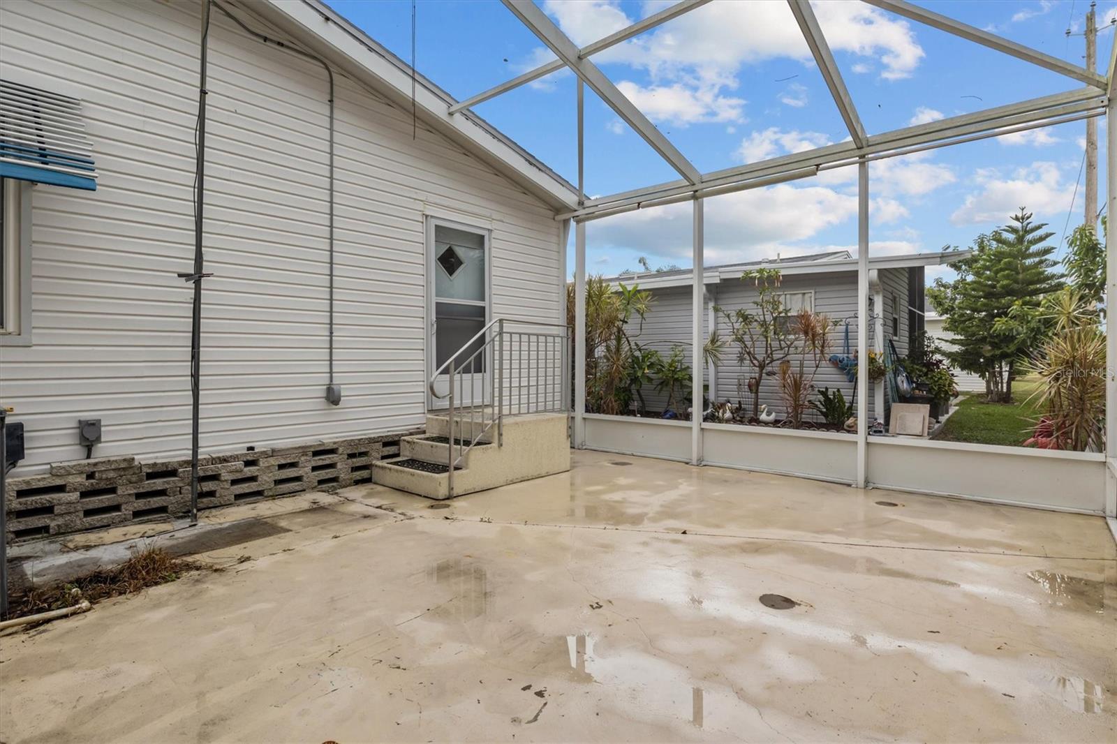 Image 30 of 48 For 6084 Southern Oaks Drive Se