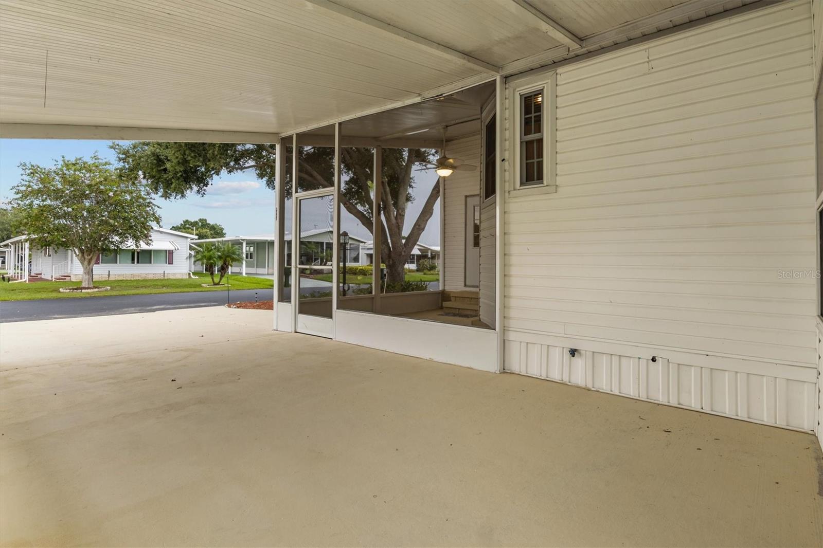 Image 39 of 48 For 6084 Southern Oaks Drive Se