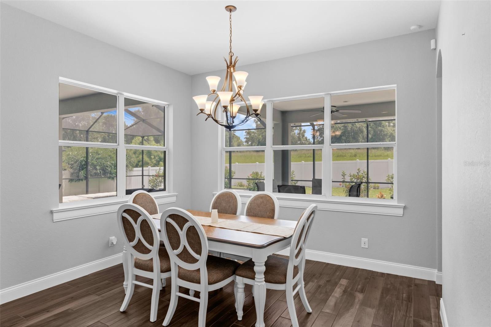 Image 11 of 55 For 6634 Ridgemont Rd
