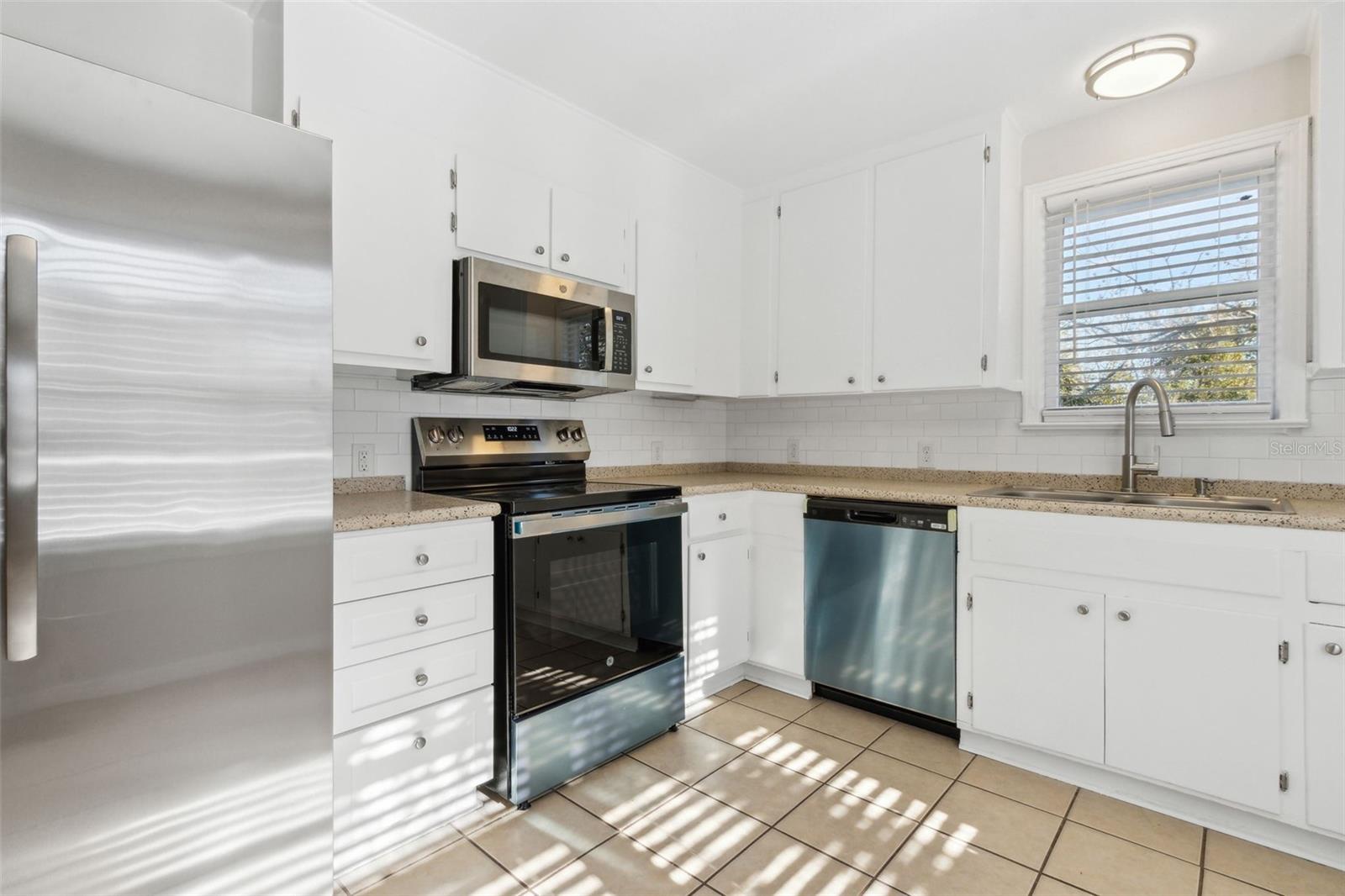 Image 4 of 21 For 1405 Dancy Street