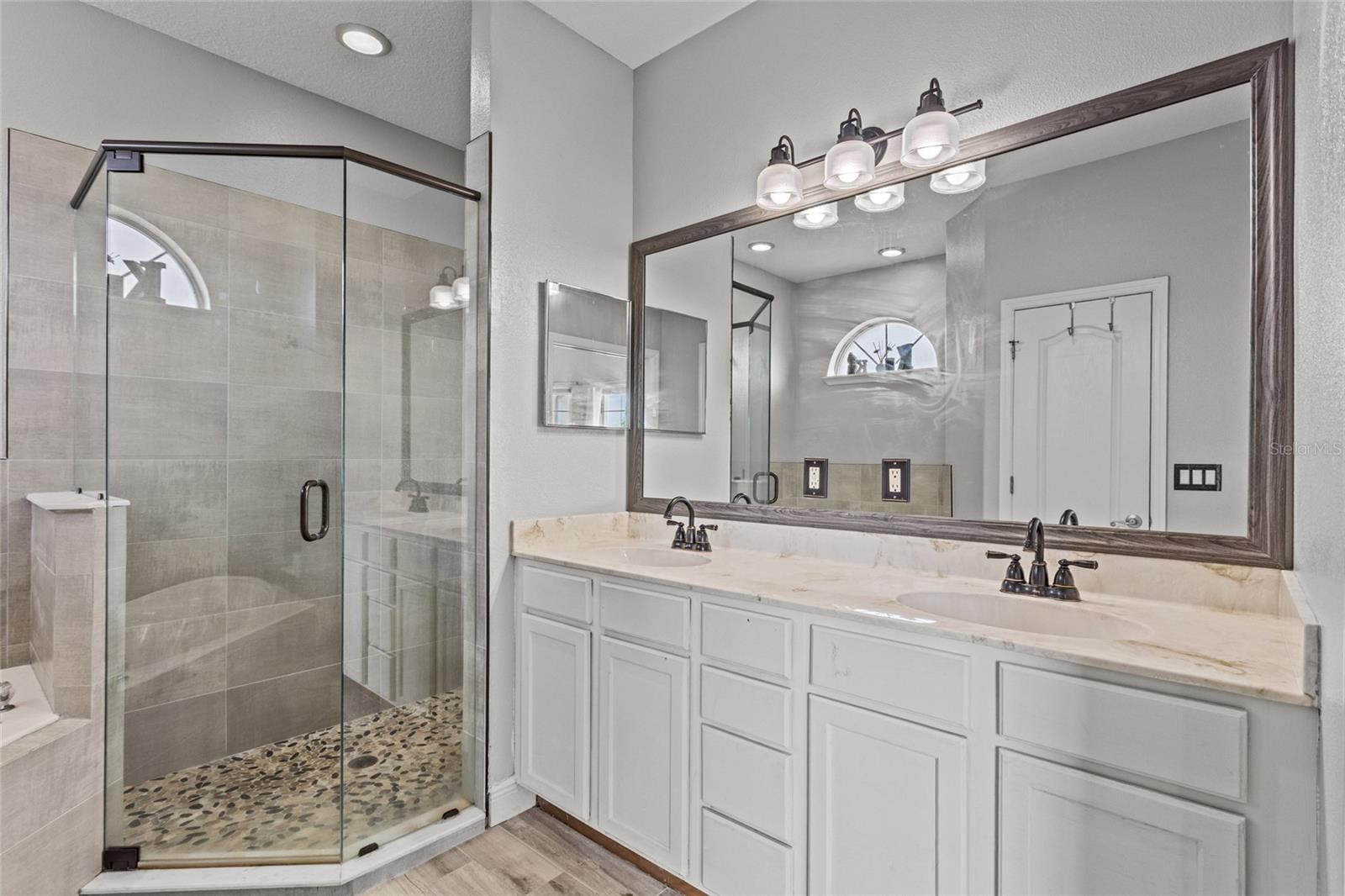 Image 11 of 24 For 17307 Chateau Pine Way