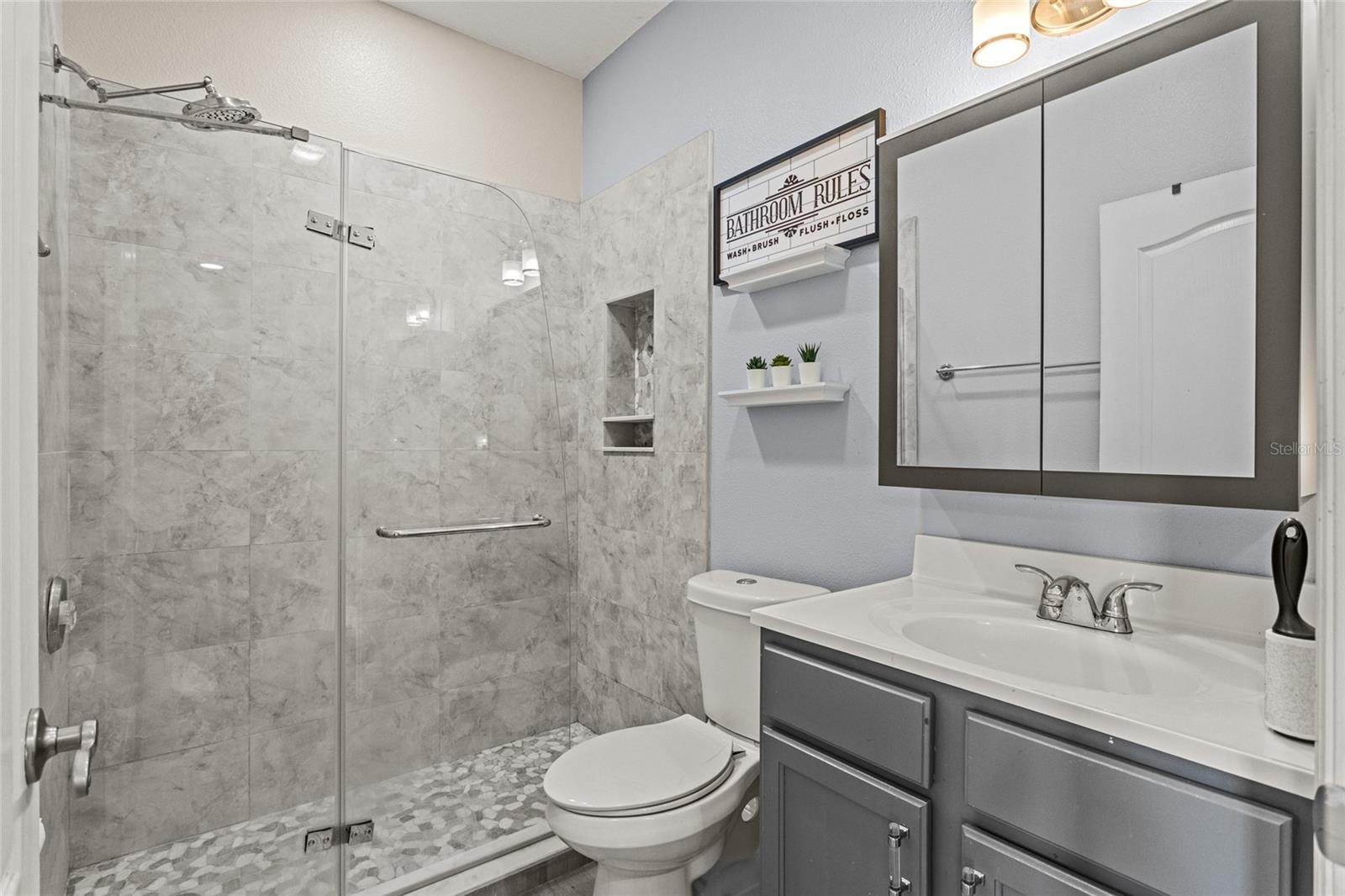 Image 9 of 24 For 17307 Chateau Pine Way