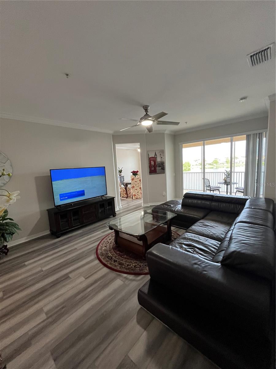 Image 11 of 45 For 5677 Fossano Drive 506