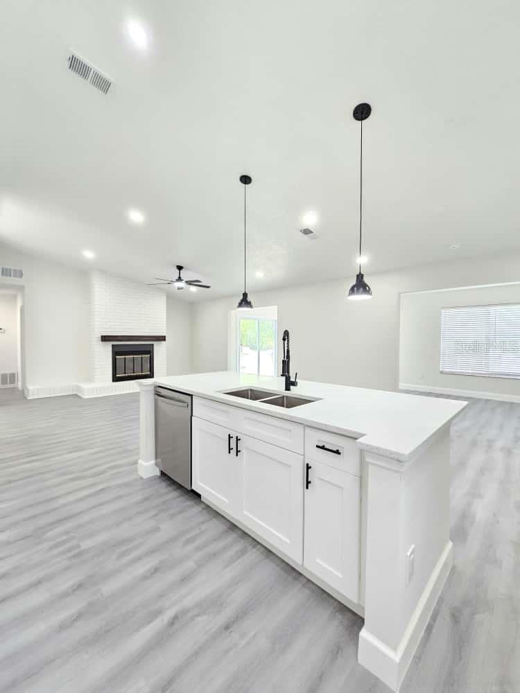 Image 8 of 23 For 1528 Powder Horn Road