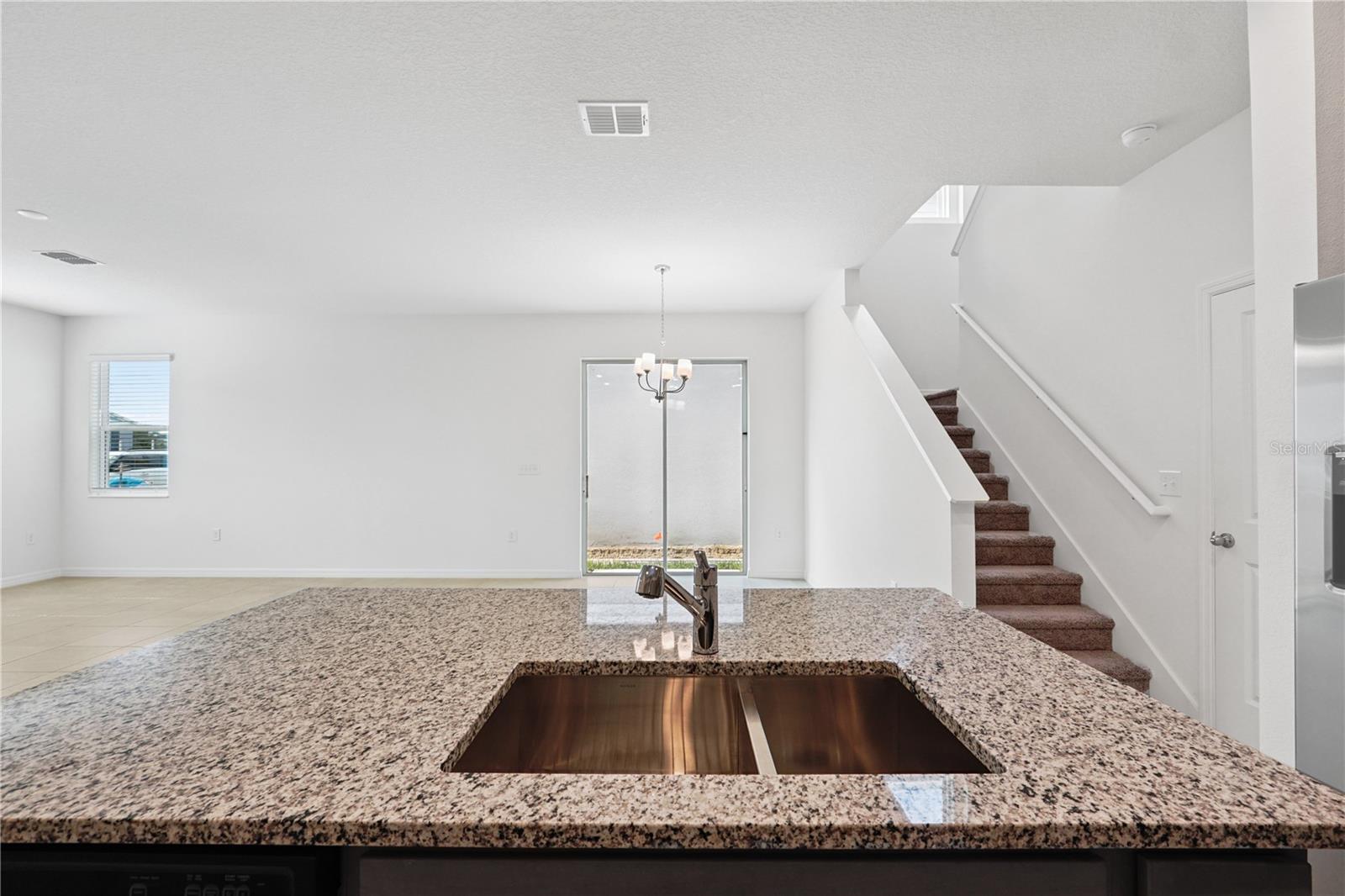 Image 13 of 36 For 736 Overpool Avenue