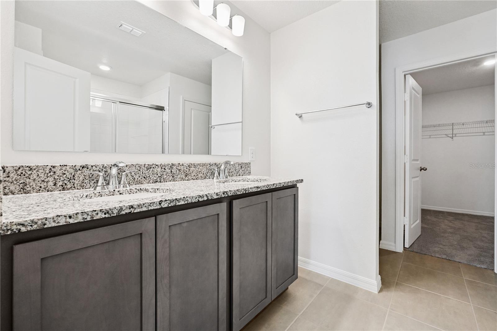 Image 16 of 36 For 736 Overpool Avenue