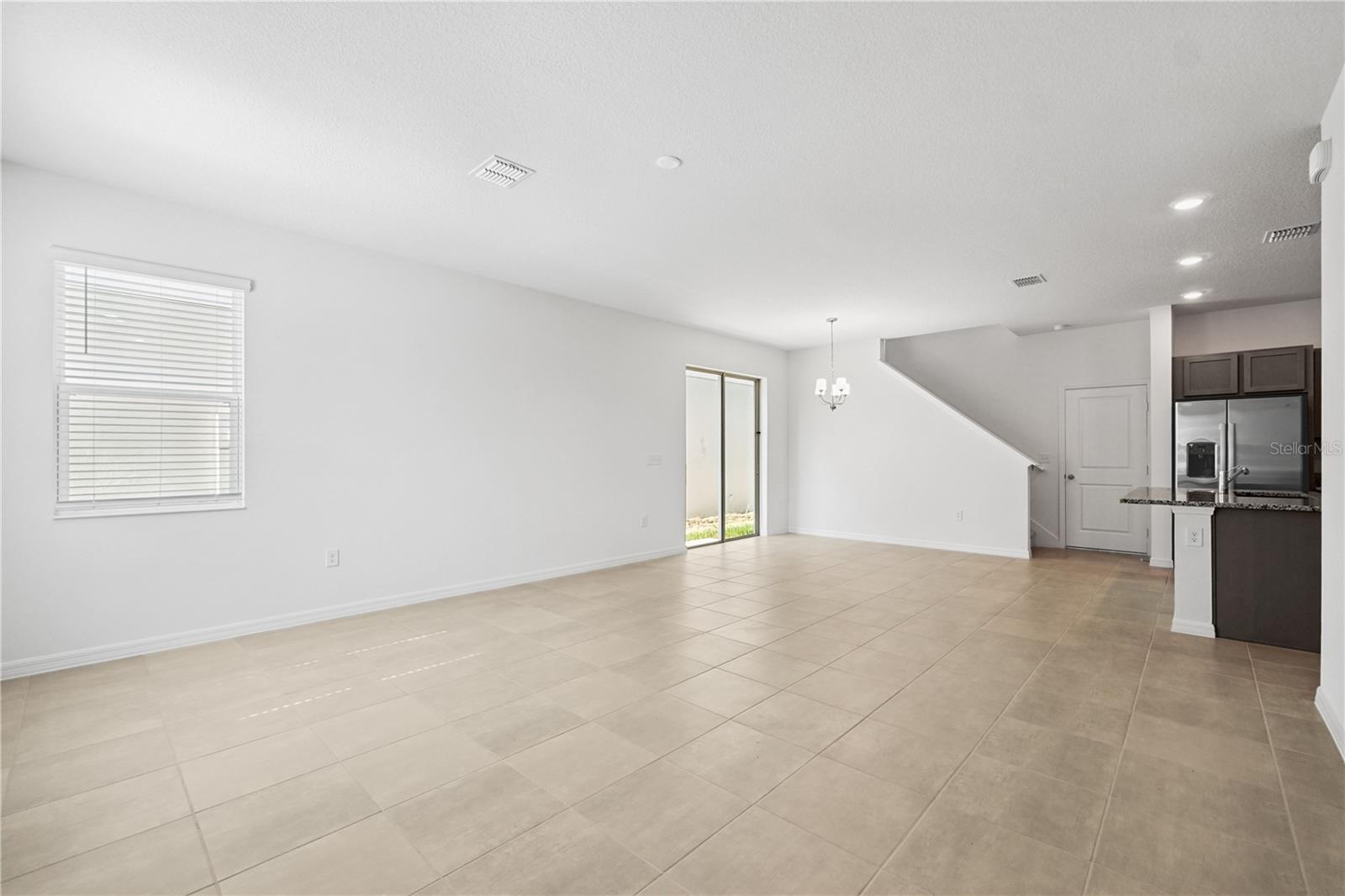 Image 7 of 36 For 736 Overpool Avenue