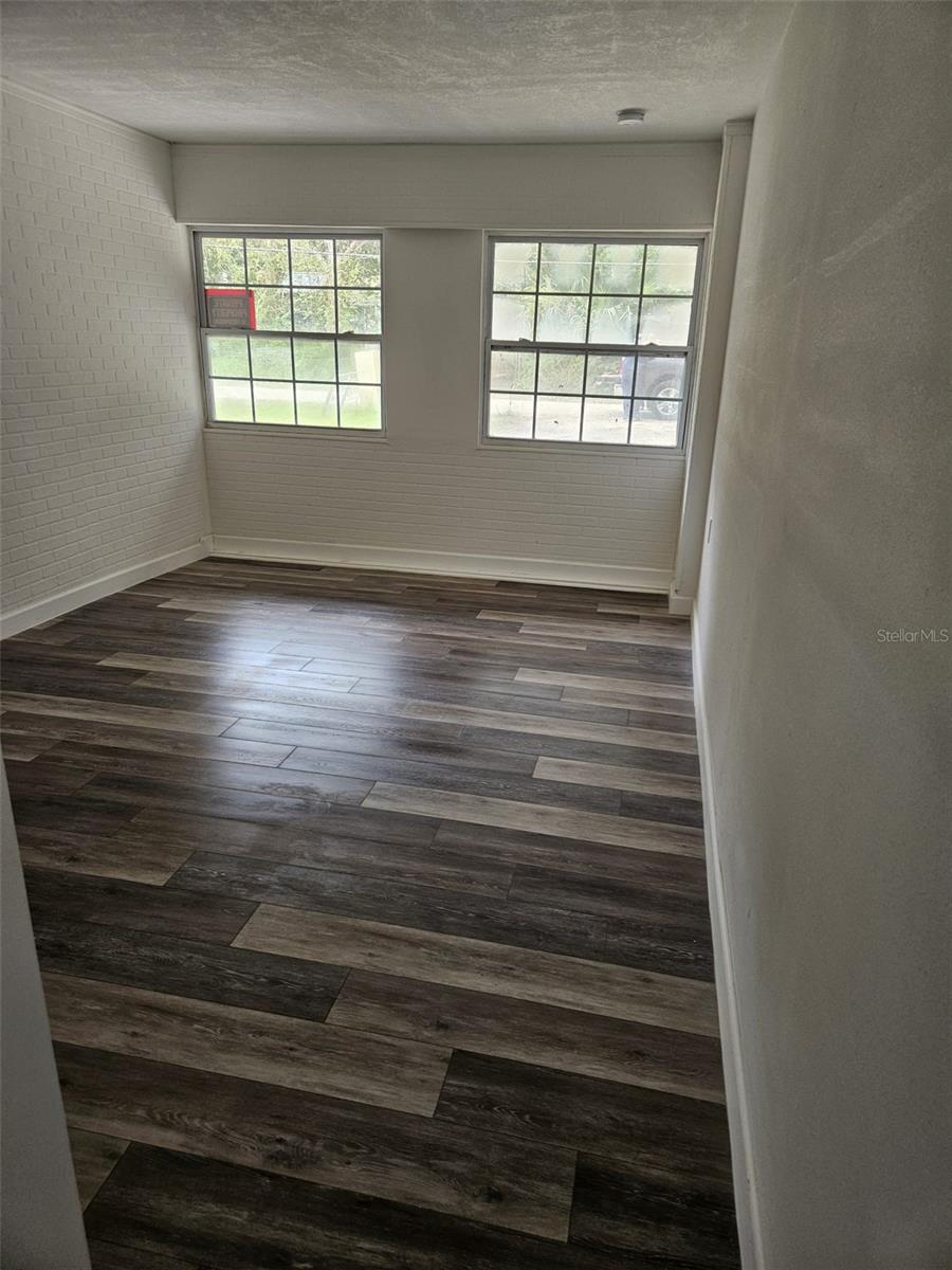 Image 10 of 22 For 4051 19th Avenue