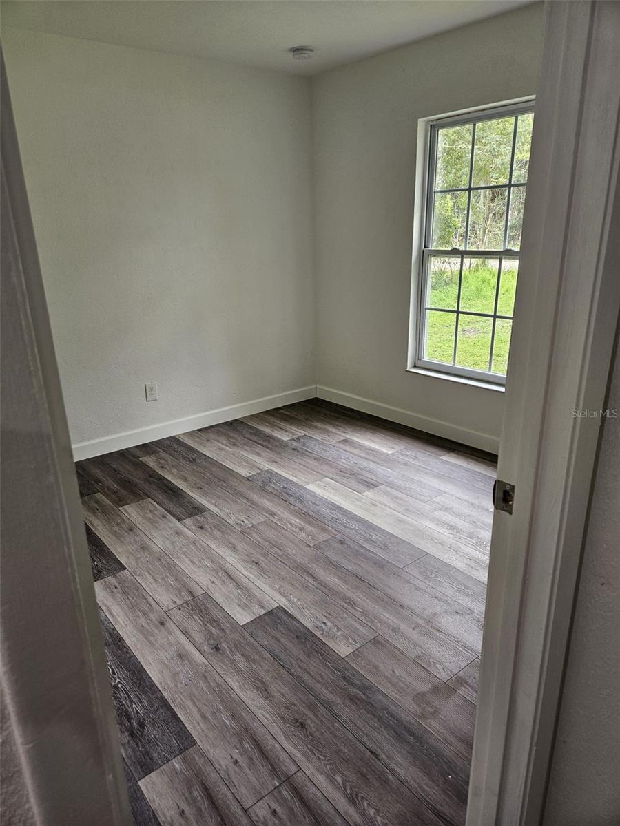 Image 16 of 22 For 4051 19th Avenue