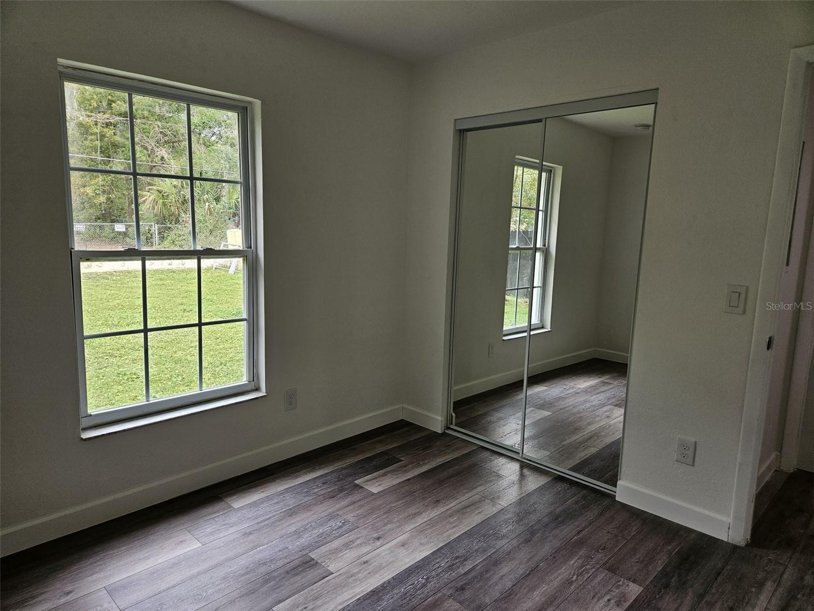 Image 17 of 22 For 4051 19th Avenue