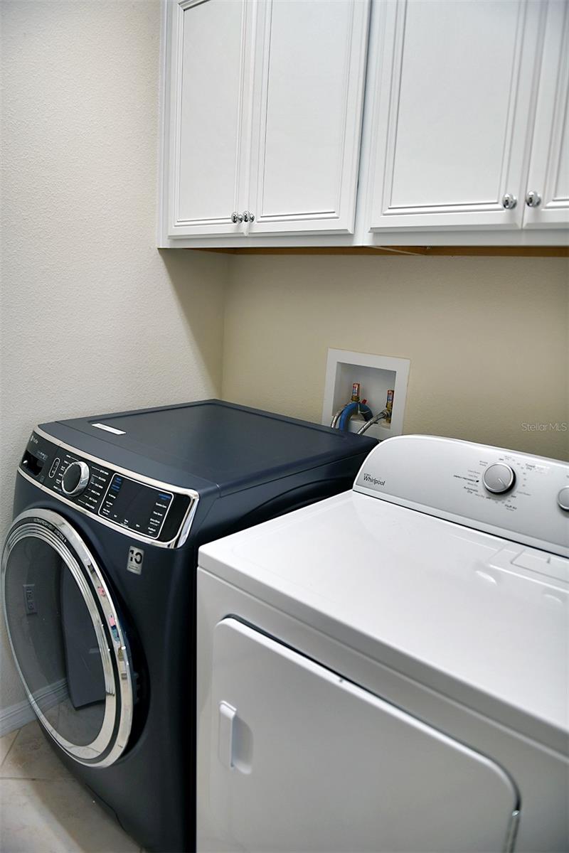 Image 23 of 62 For 8841 Rhodes Street