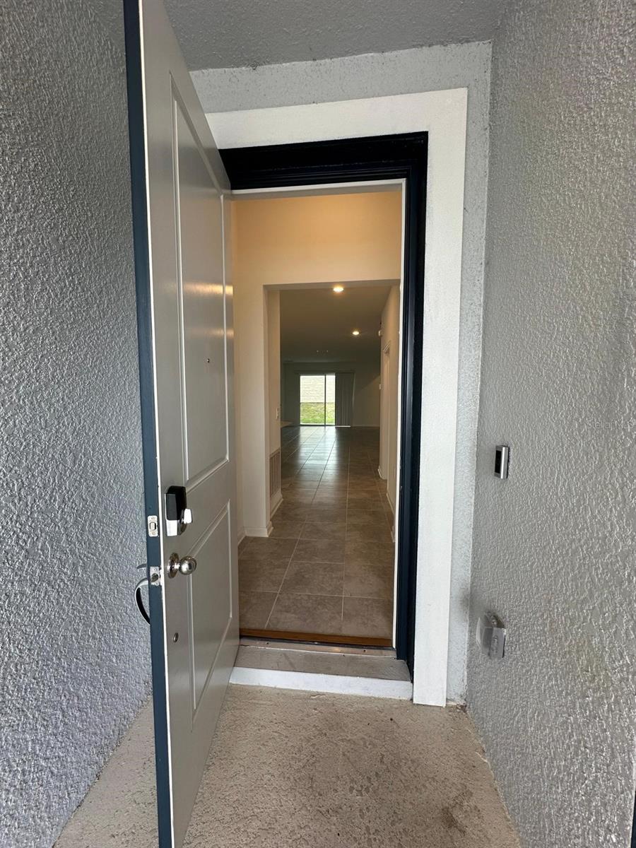Image 11 of 76 For 2075 Punch Bowl Avenue