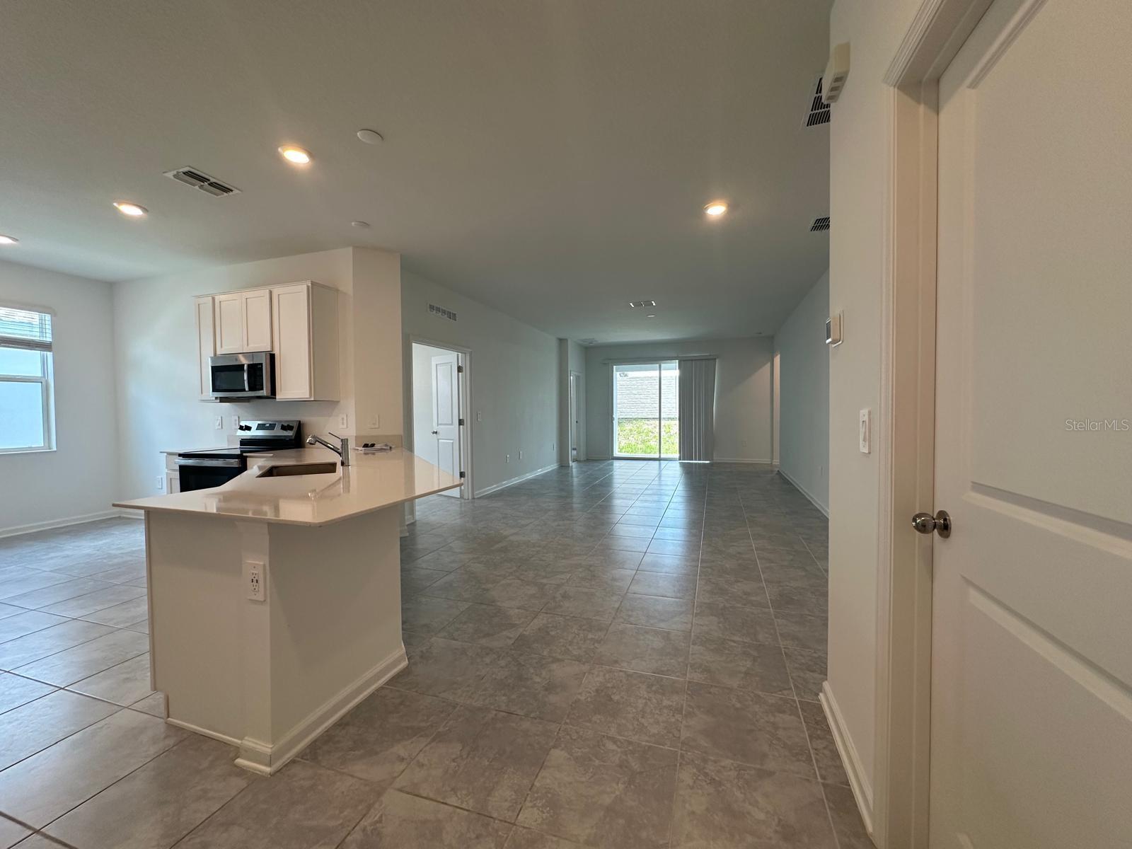 Image 13 of 76 For 2075 Punch Bowl Avenue