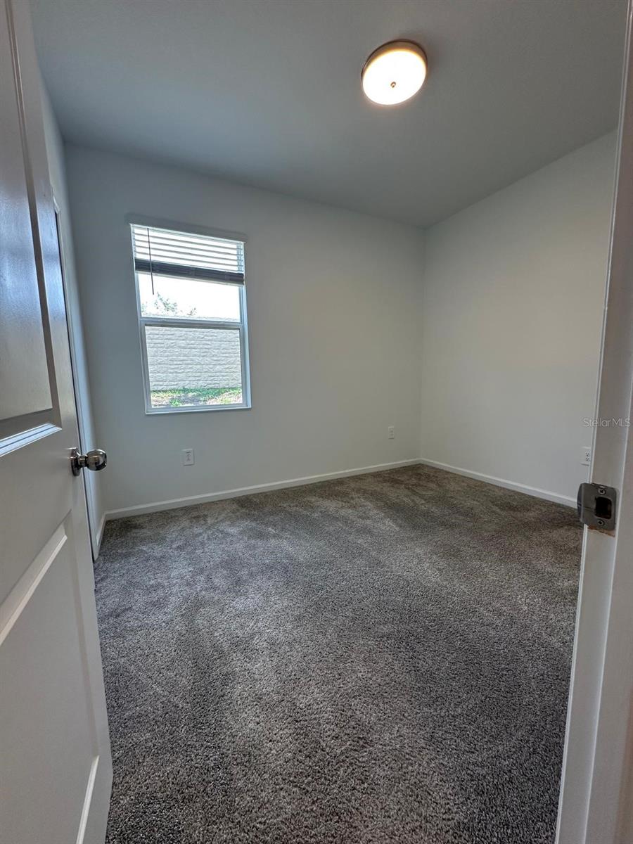 Image 41 of 76 For 2075 Punch Bowl Avenue