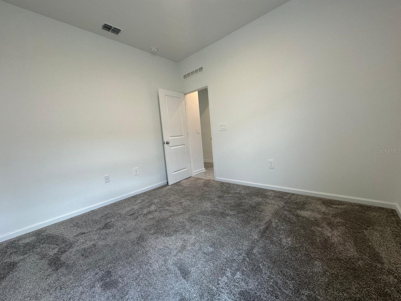 Image 47 of 76 For 2075 Punch Bowl Avenue