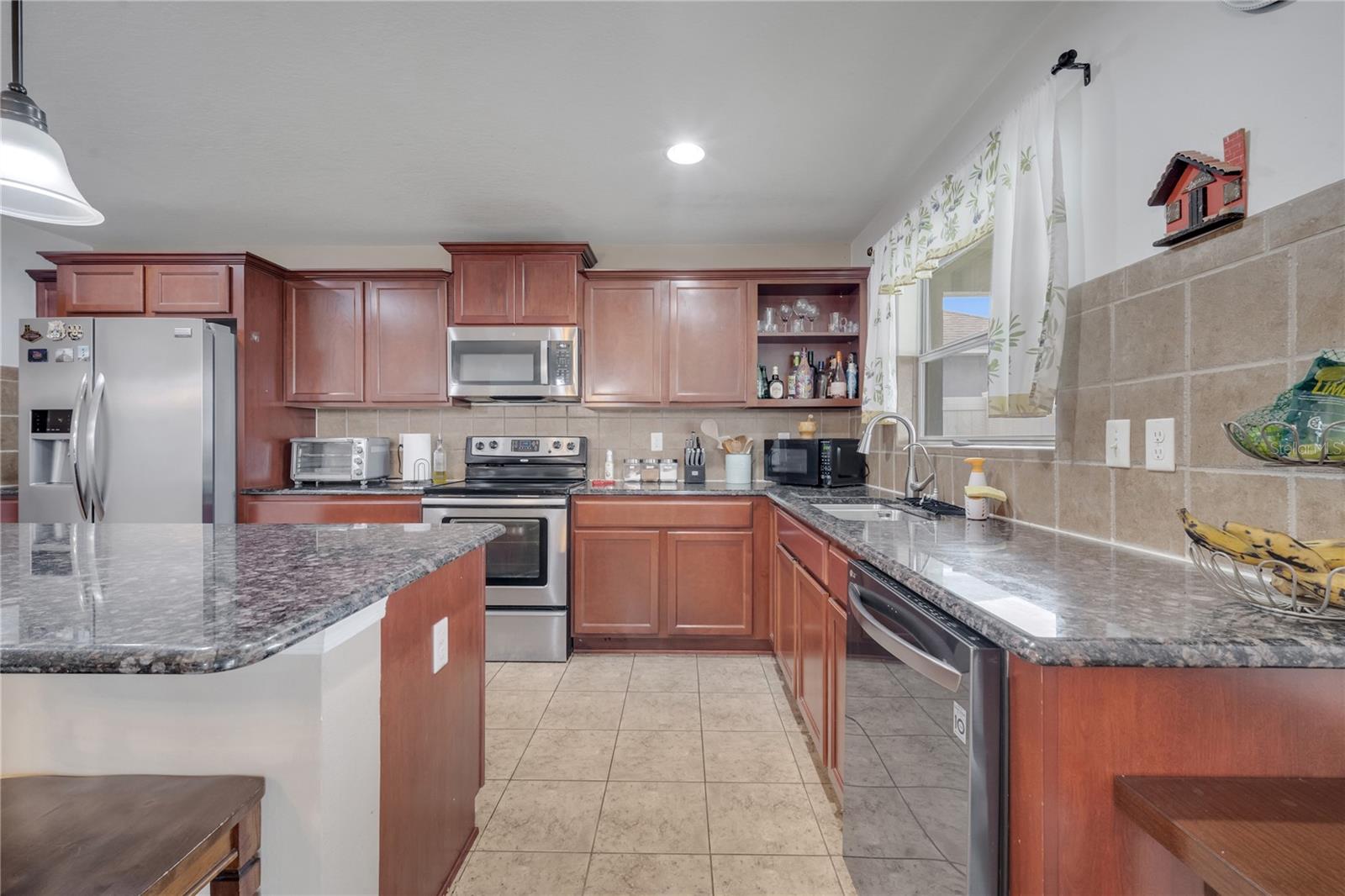 Image 18 of 53 For 2312 Plantation Oak Drive