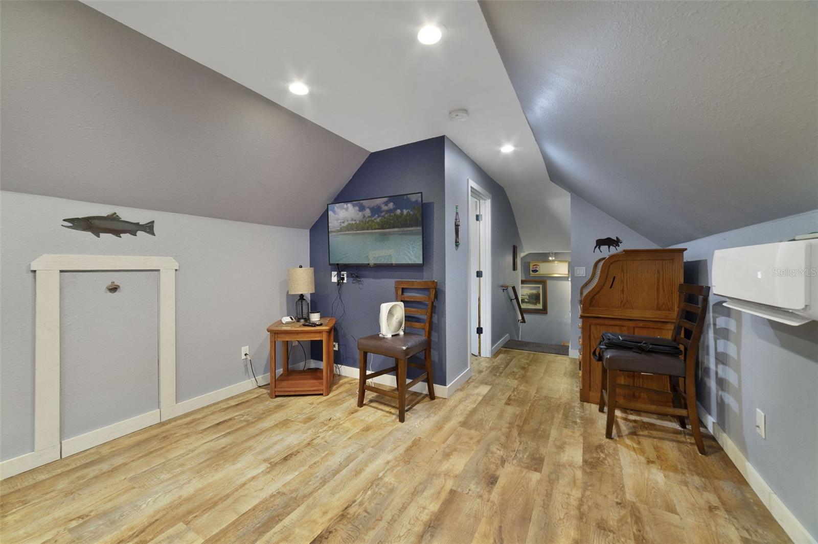 Image 34 of 48 For 3375 Packard Avenue