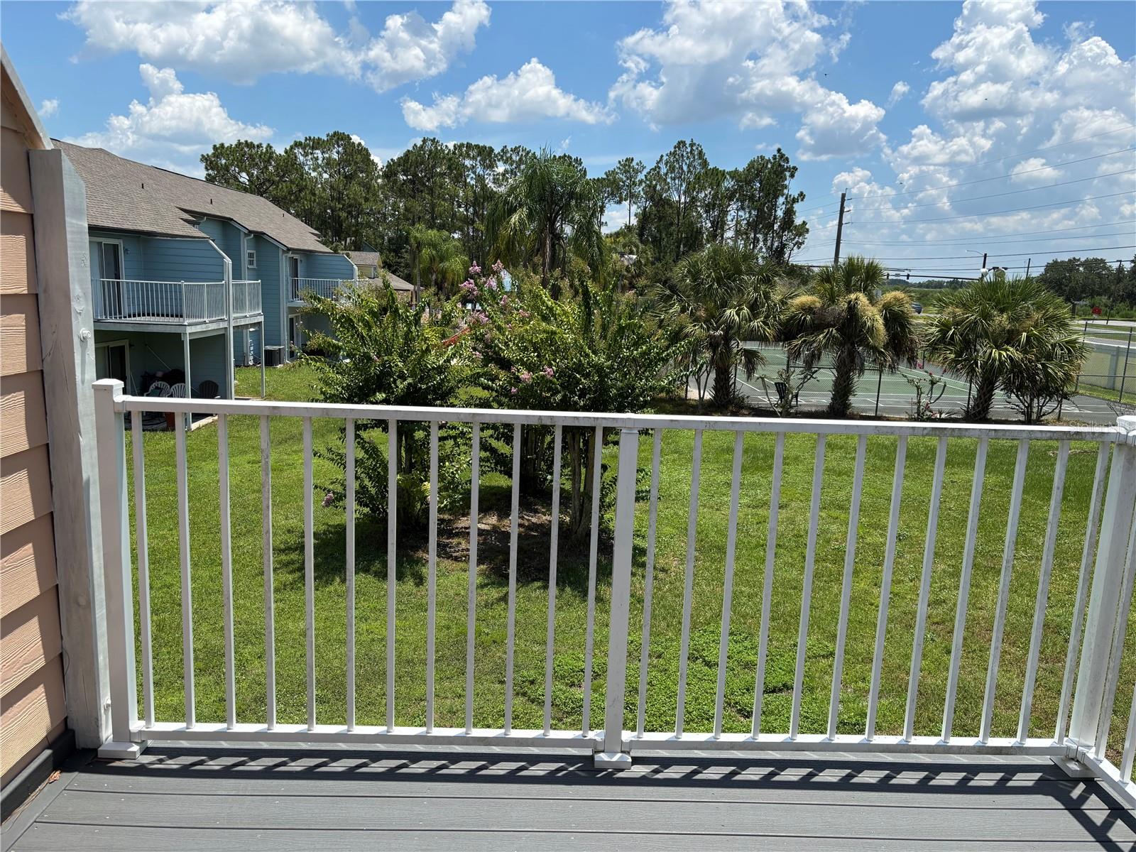 Image 21 of 34 For 2032 Royal Bay Boulevard 68