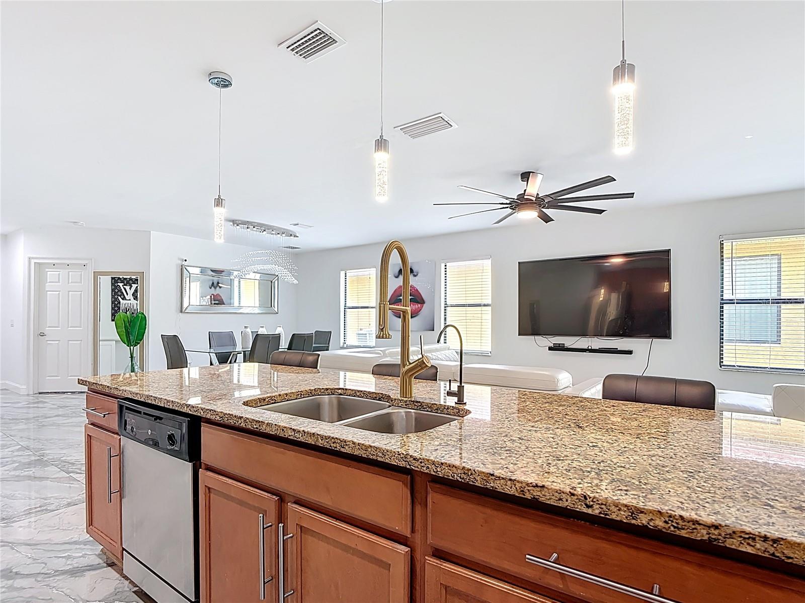 Image 15 of 61 For 2939 Casabella Drive