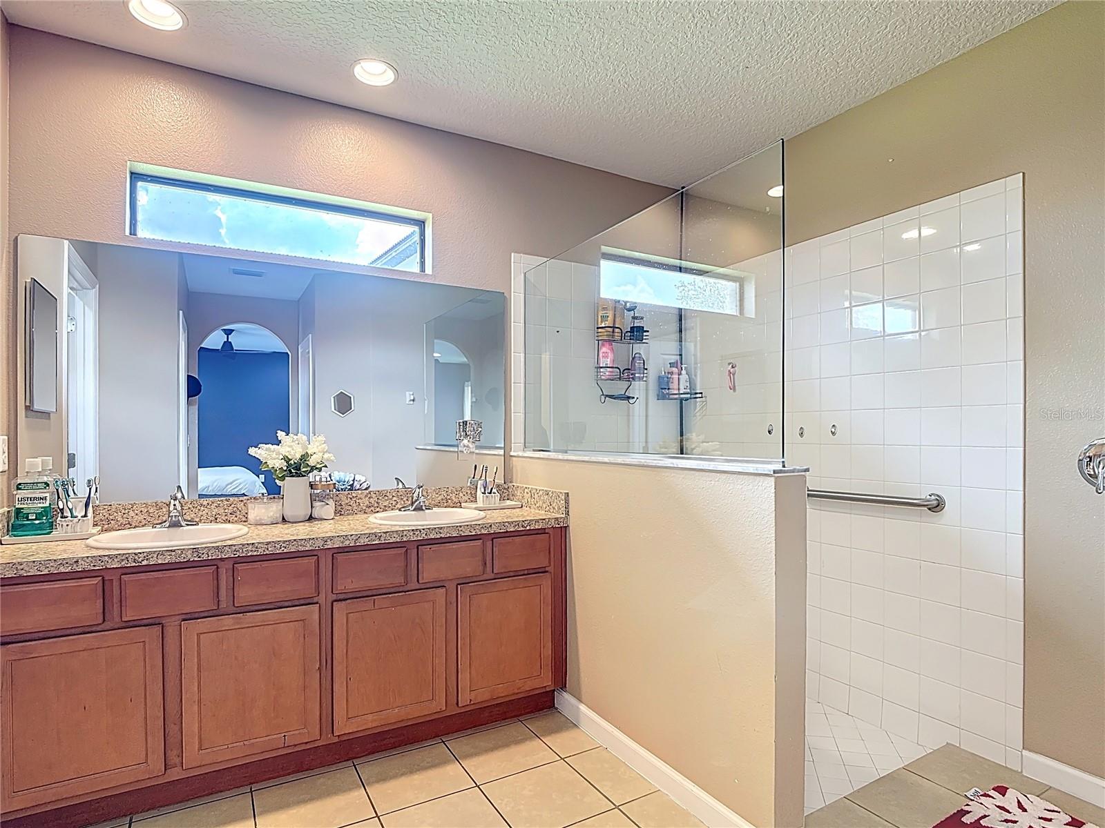Image 26 of 61 For 2939 Casabella Drive