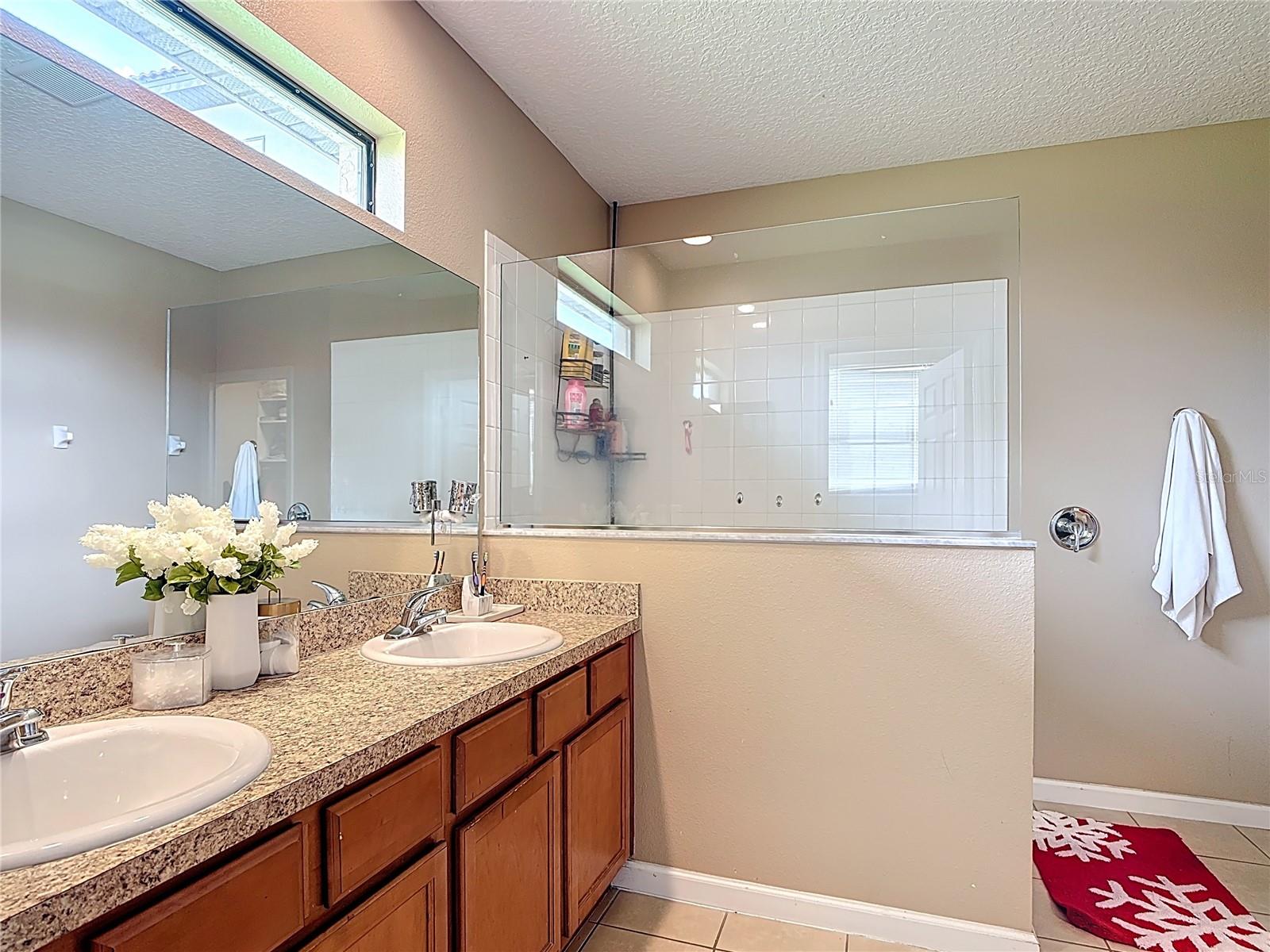 Image 27 of 61 For 2939 Casabella Drive