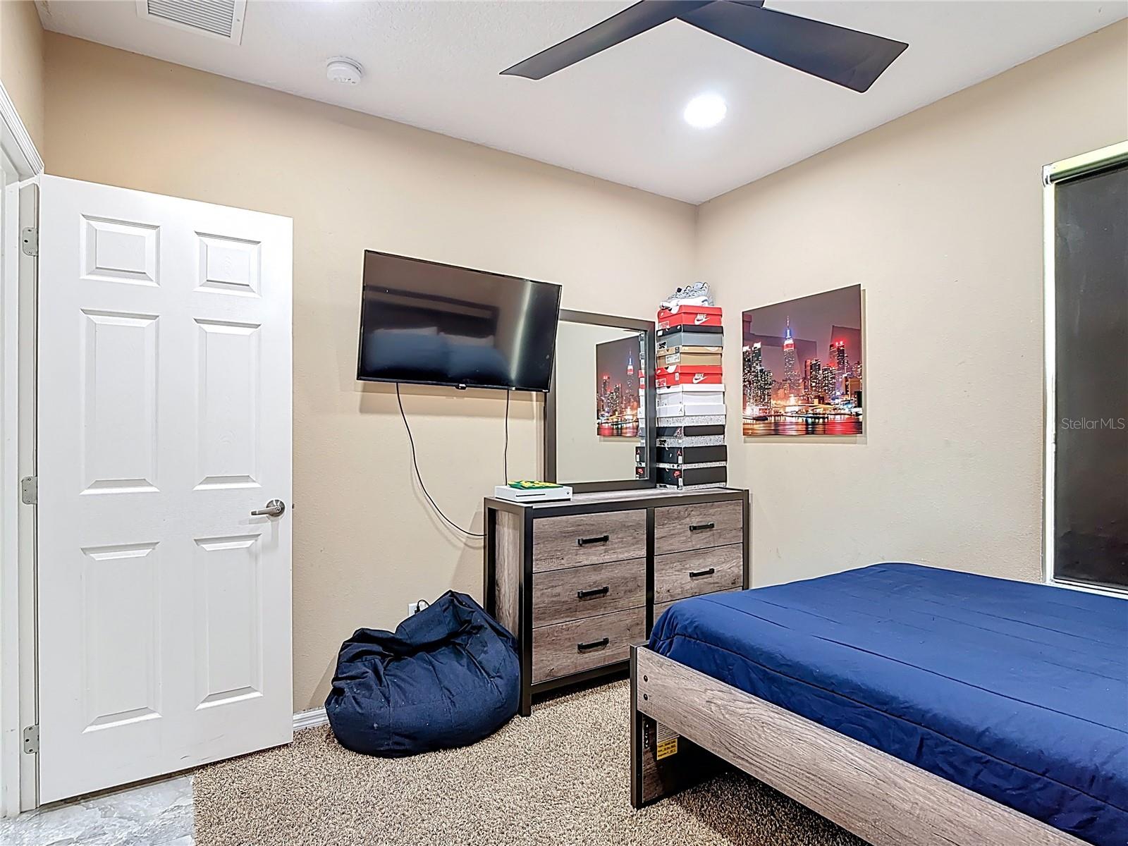 Image 34 of 61 For 2939 Casabella Drive