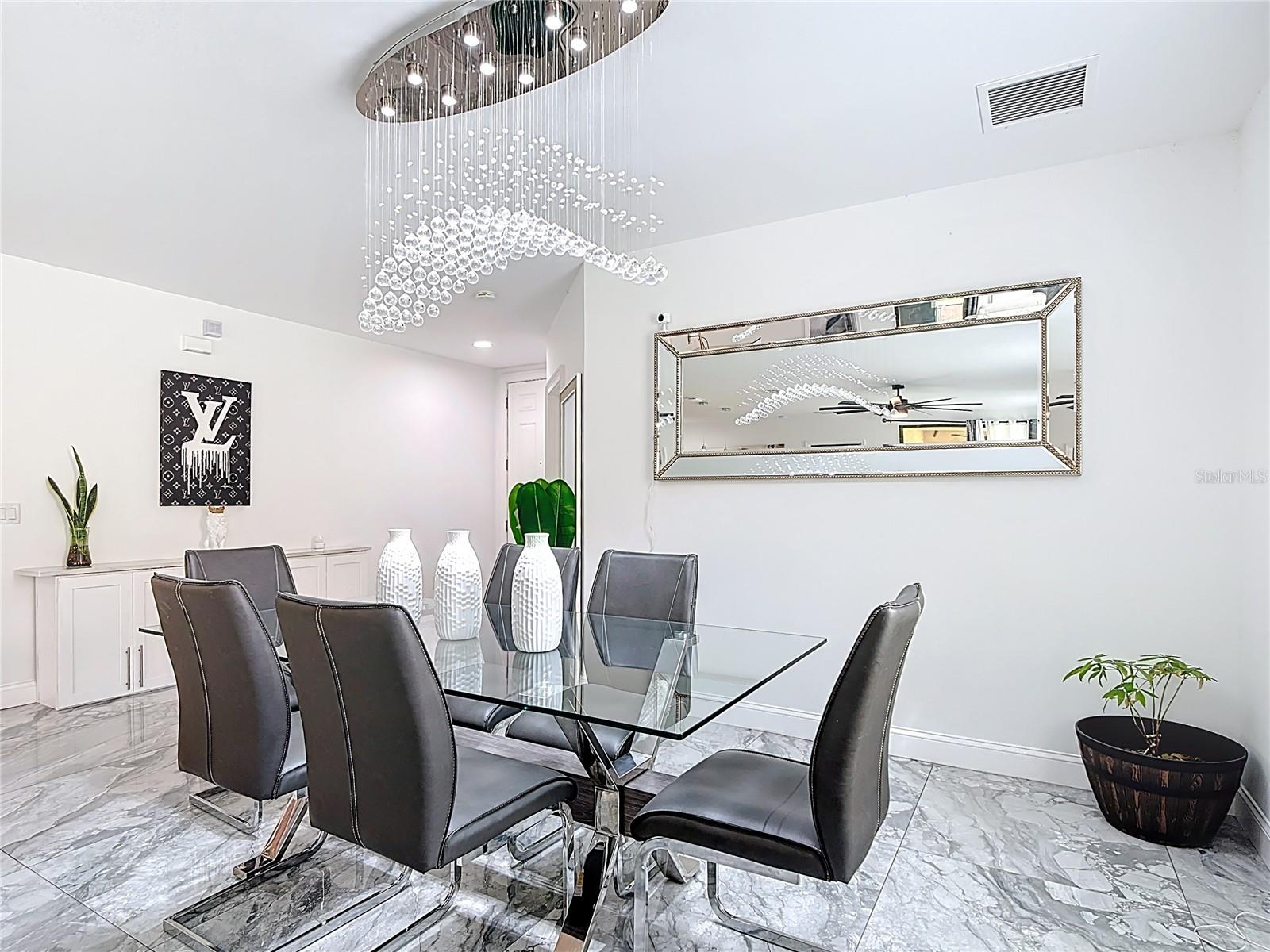 Image 9 of 61 For 2939 Casabella Drive