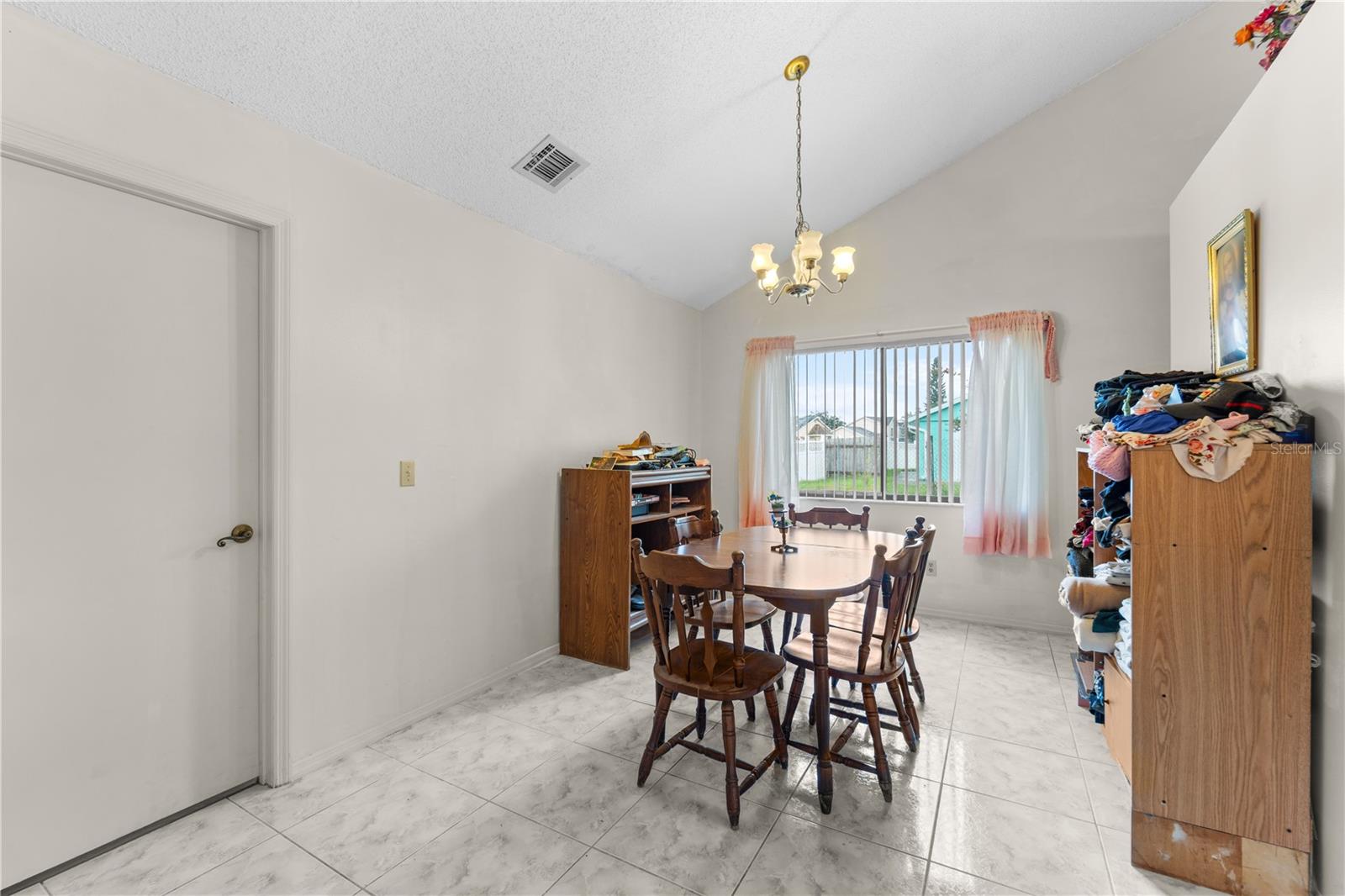 Image 7 of 19 For 180 White Birch Drive