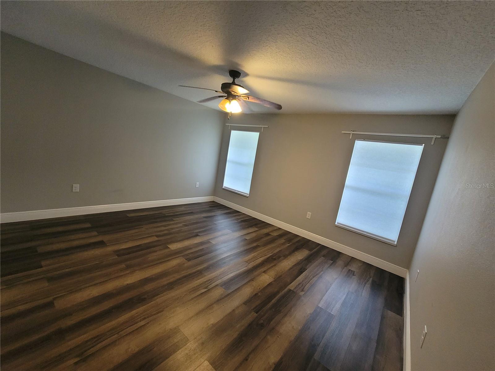Image 11 of 29 For 10481 Montpelier Circle